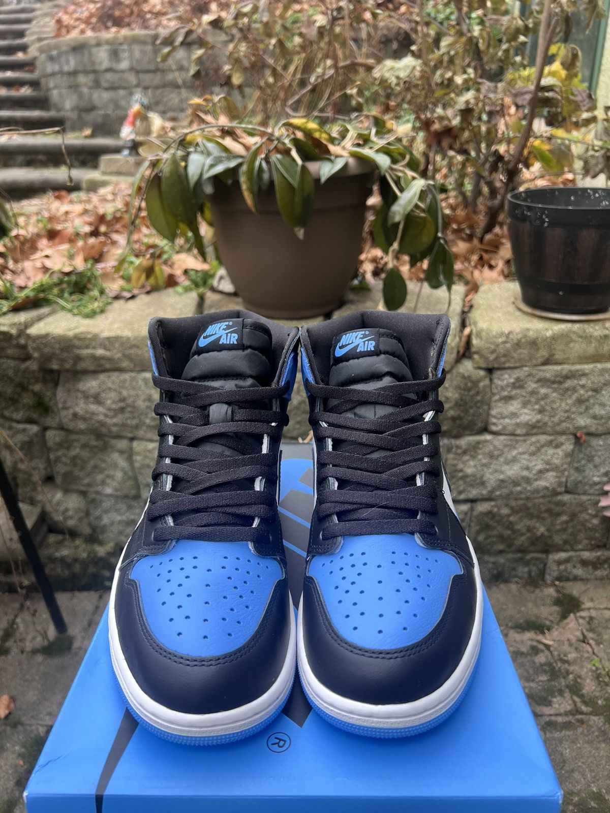 Jordan Brand × Nike Air Jordan 1 Retro UNC Toe - Sz. 10.5 - DS Size US 10.5 / EU 43-44 - 6 Thumbnail