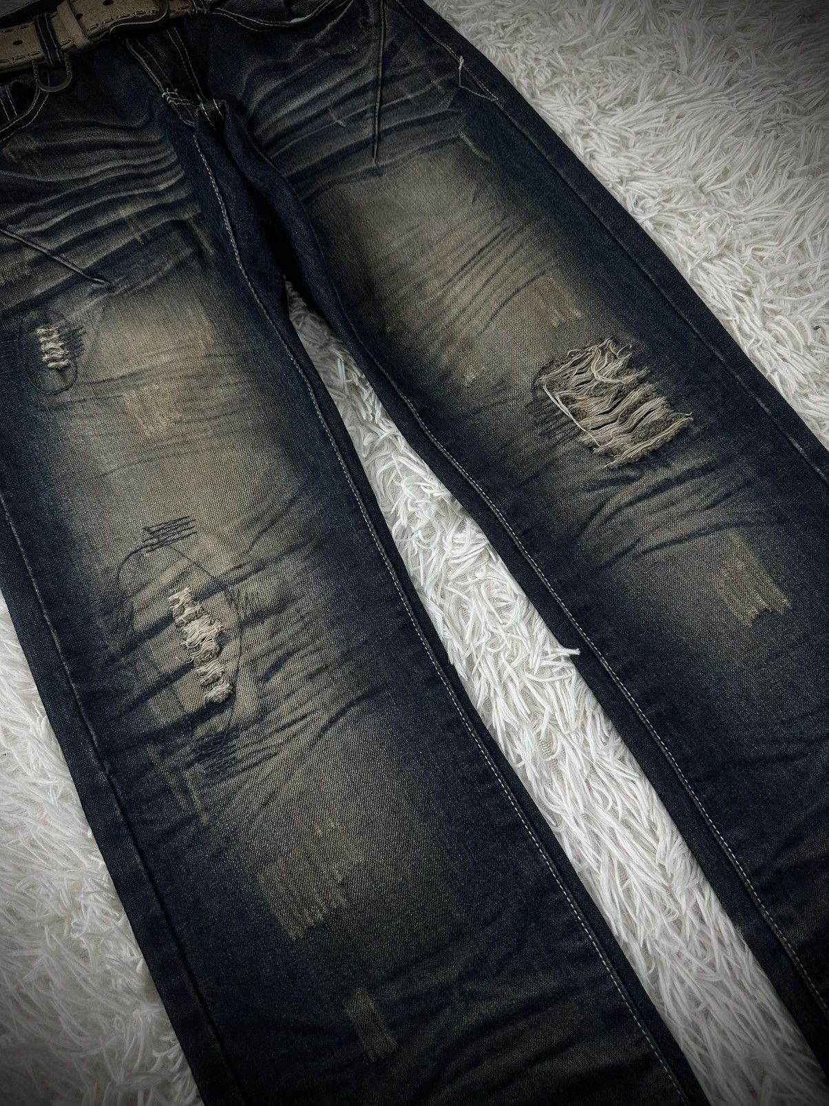 Japanese Brand rare 2000s DIVINER punk distressed denim jeans Size US 31 - 2 Thumbnail