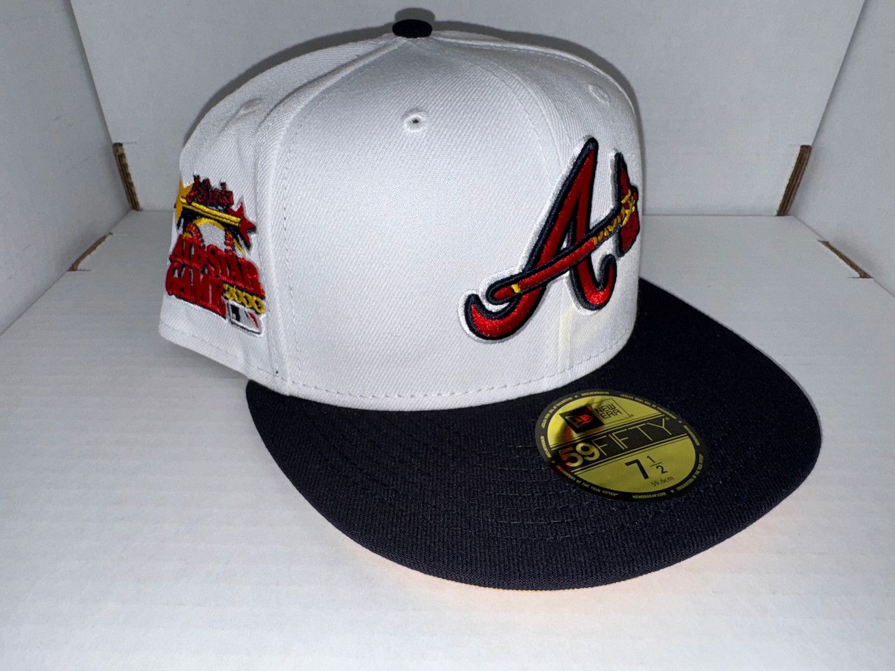 New Era ATL Braves Fitted, White (Size 7 1/2) Size ONE SIZE - 1 Thumbnail