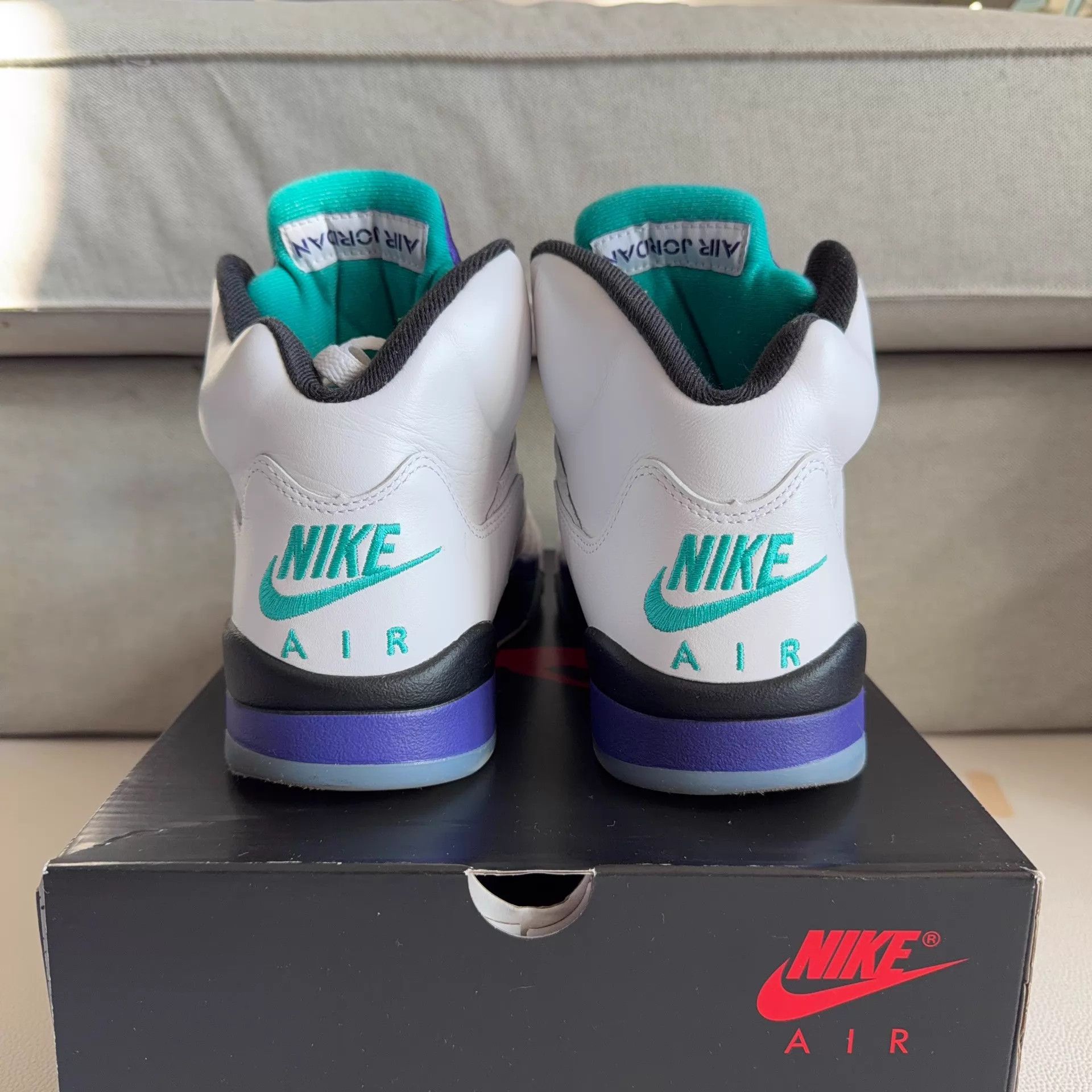 Nike Nike Air Jordan 5 White Grape EUR 41 1 wear Size US 8 / EU 41 - 3 Thumbnail