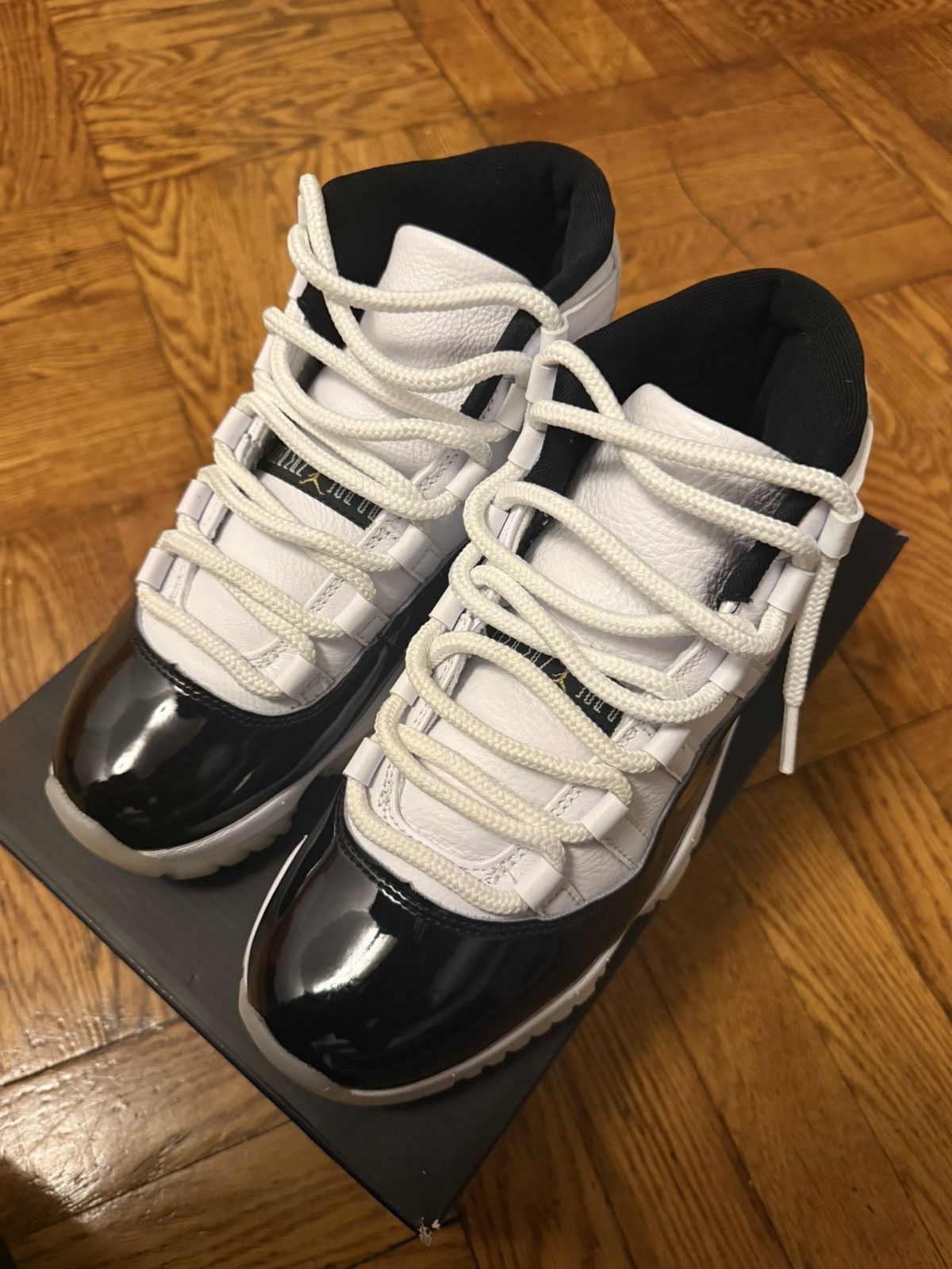 Jordan Brand Air Jordan Gratitude Retro 11s Size US 8 / IT 38 - 5 Thumbnail