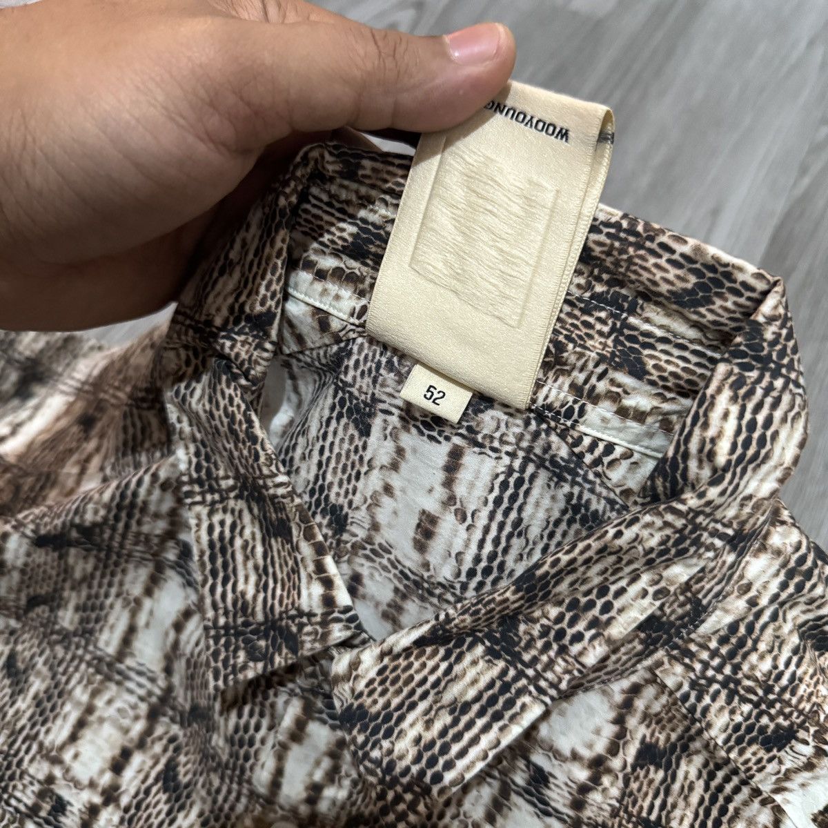 Wooyoungmi Wooyoungmi Snakeskin Button Ups Size US L / EU 52-54 / 3 - 4 Thumbnail