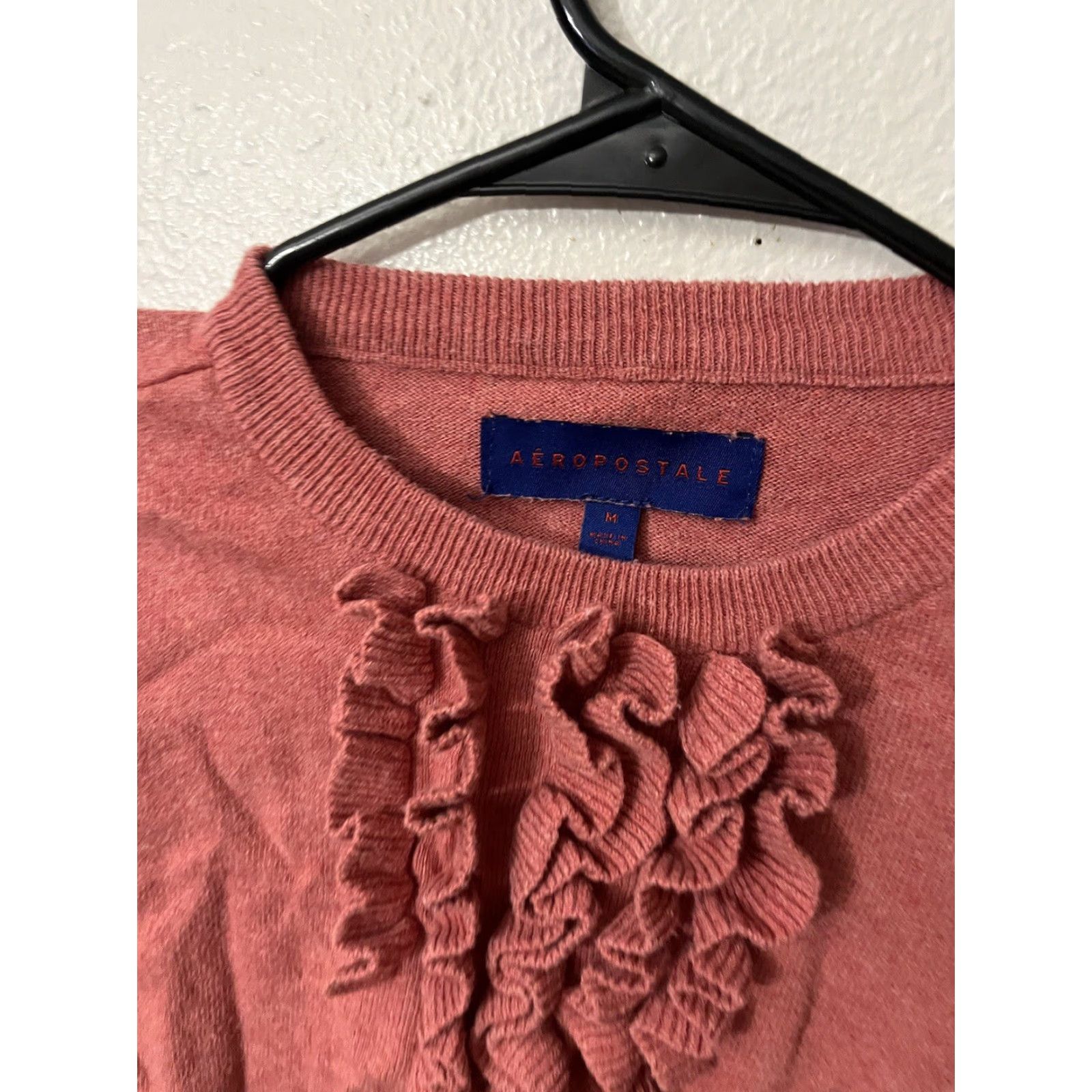 Vintage AeroPostale Womens Sweater Crew Neck Pink M Ruffle Size M / US 6-8 / IT 42-44 - 3 Thumbnail