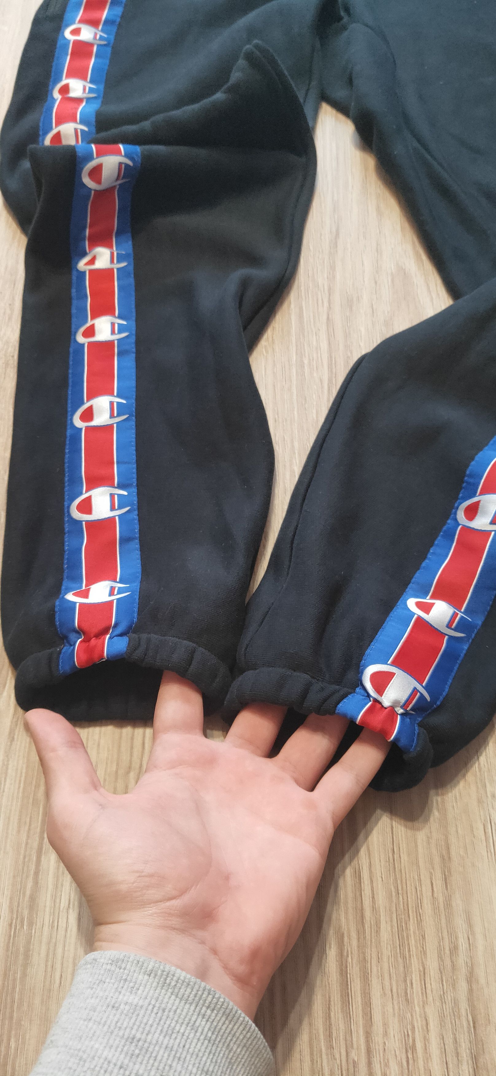 Champion × Vetements Vetements x Champion Reverse weave warm up joggers Size US 31 - 3 Thumbnail