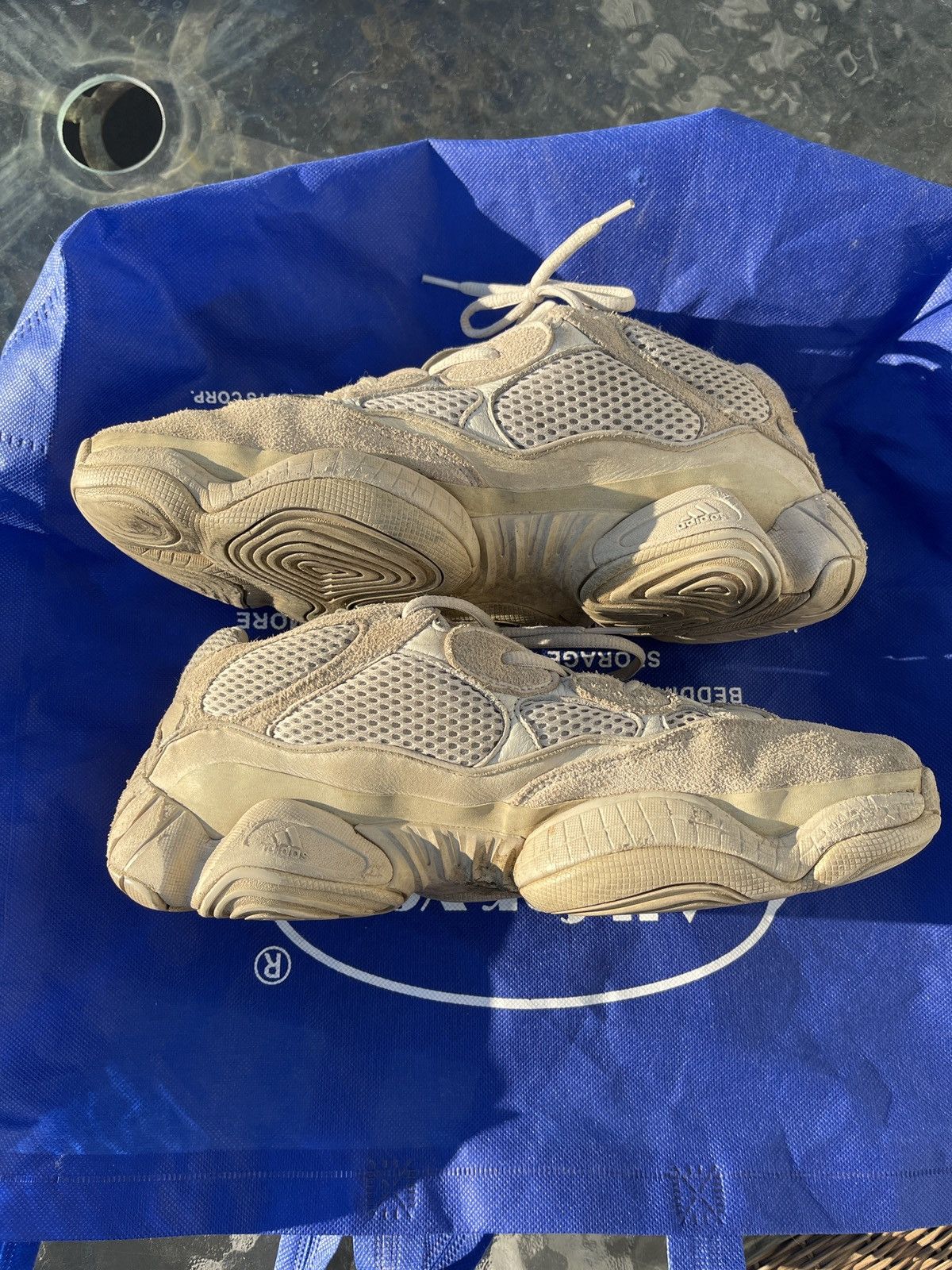 Adidas Adidas Yeezy Blush 500 Size US 11 / EU 44 - 1 Thumbnail