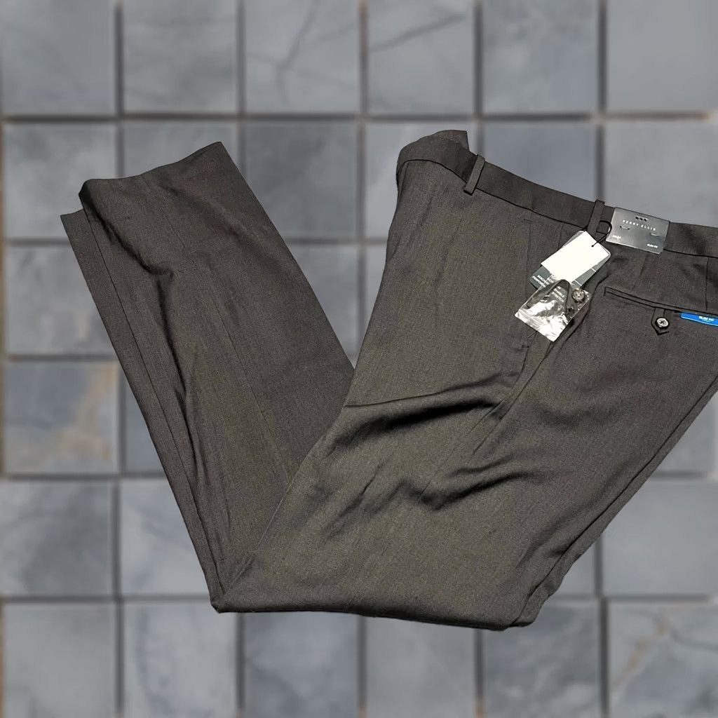 Perry Ellis Perry Ellis Dress Pants Mens 34x34 Gray Travel Luxe Slim Fit Stretch Washable Mens Dress Pants 34in Gray Size US 34 / EU 50 - 1 Thumbnail
