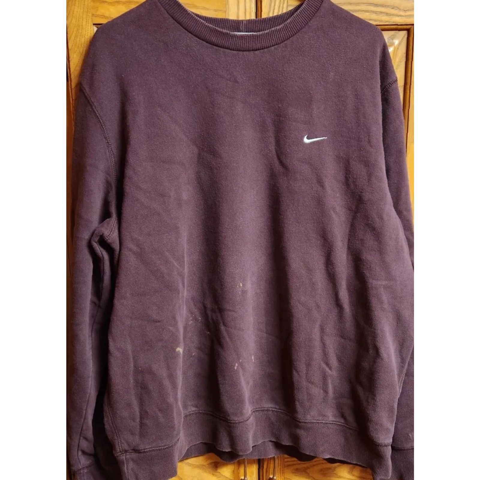 Nike VINTAGE Nike Sweatshirt Men's 2XL Purple Embroidered Swoosh Crewneck Size US XXL / EU 58 / 5 - 5 Thumbnail