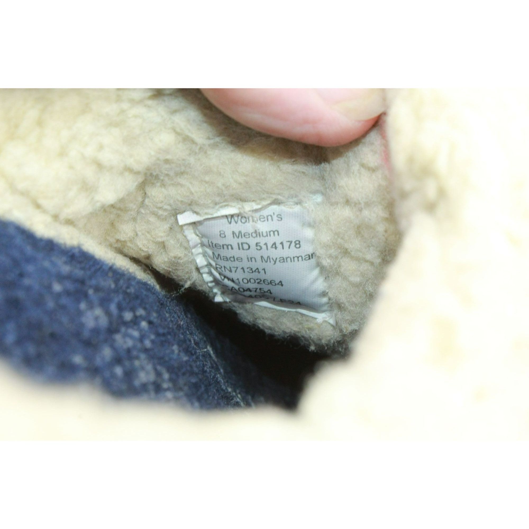 L.L. Bean LL Bean Women's Wicked Good Shearling Lined Cozy Slippers Size US 8 / IT 38 - 8 Thumbnail