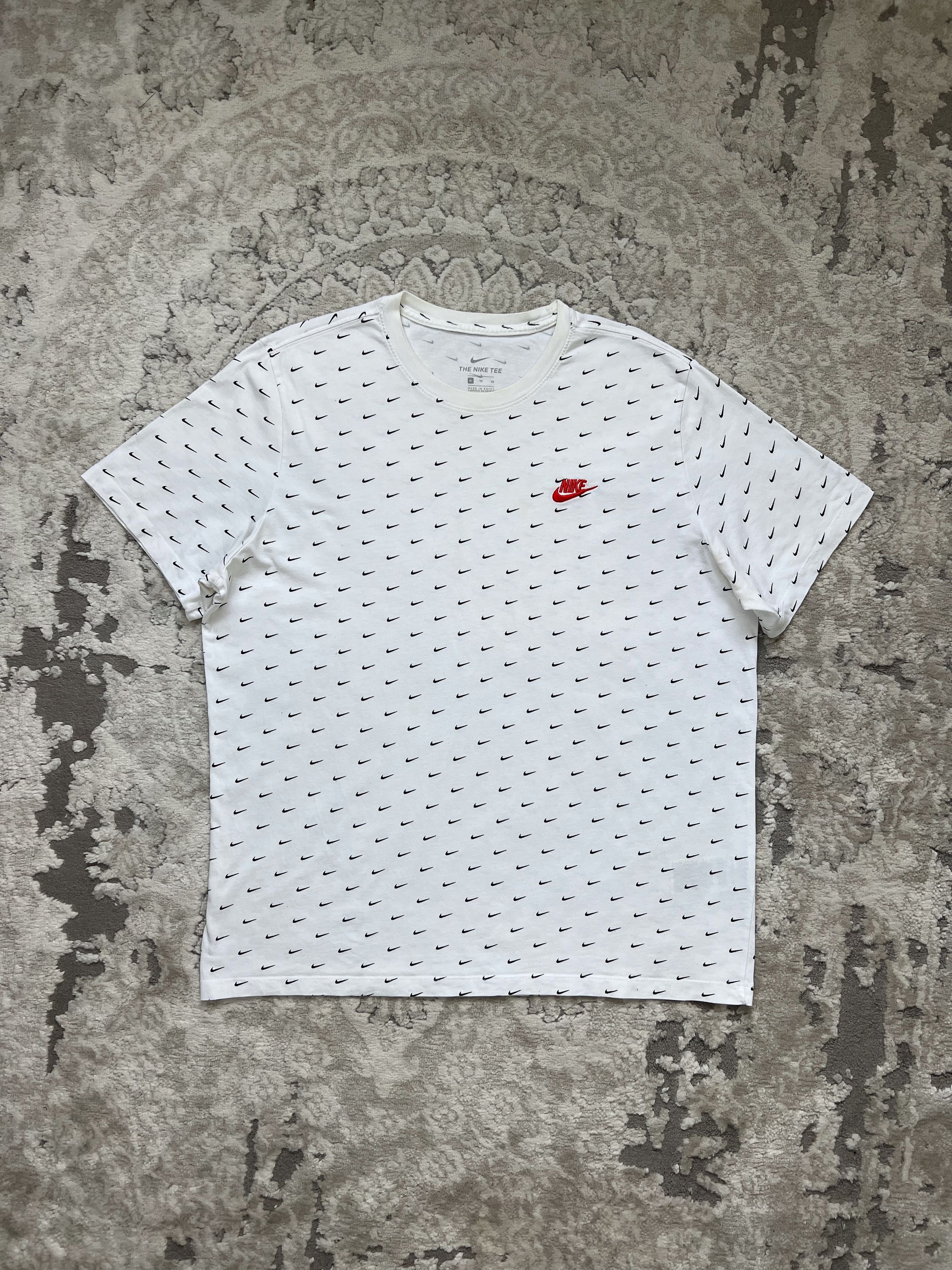 Nike Nike All-Over Mini Swoosh Logo T-Shirt Tee XL Size US XL / EU 56 / 4 - 1 Thumbnail