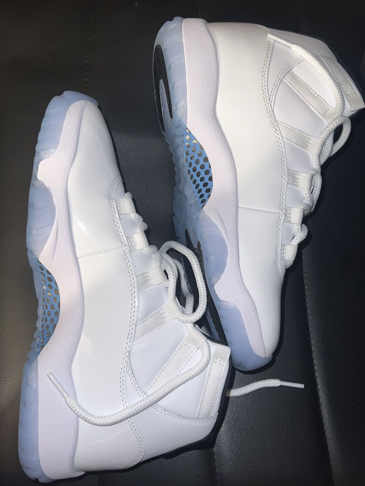 Jordan Brand Air Jordan 11 retro Size US 7.5 / EU 40-41 - 1 Thumbnail