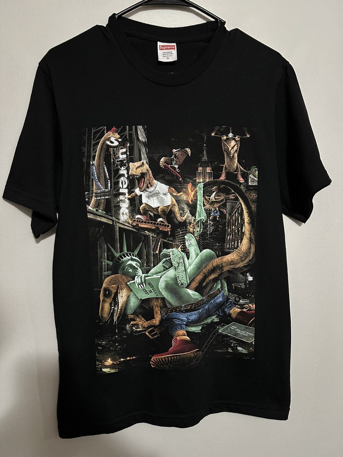 ★2023SS WEEK1★Supreme T-Rex Tee Supreme T-Rex Tee (SS23) - $40