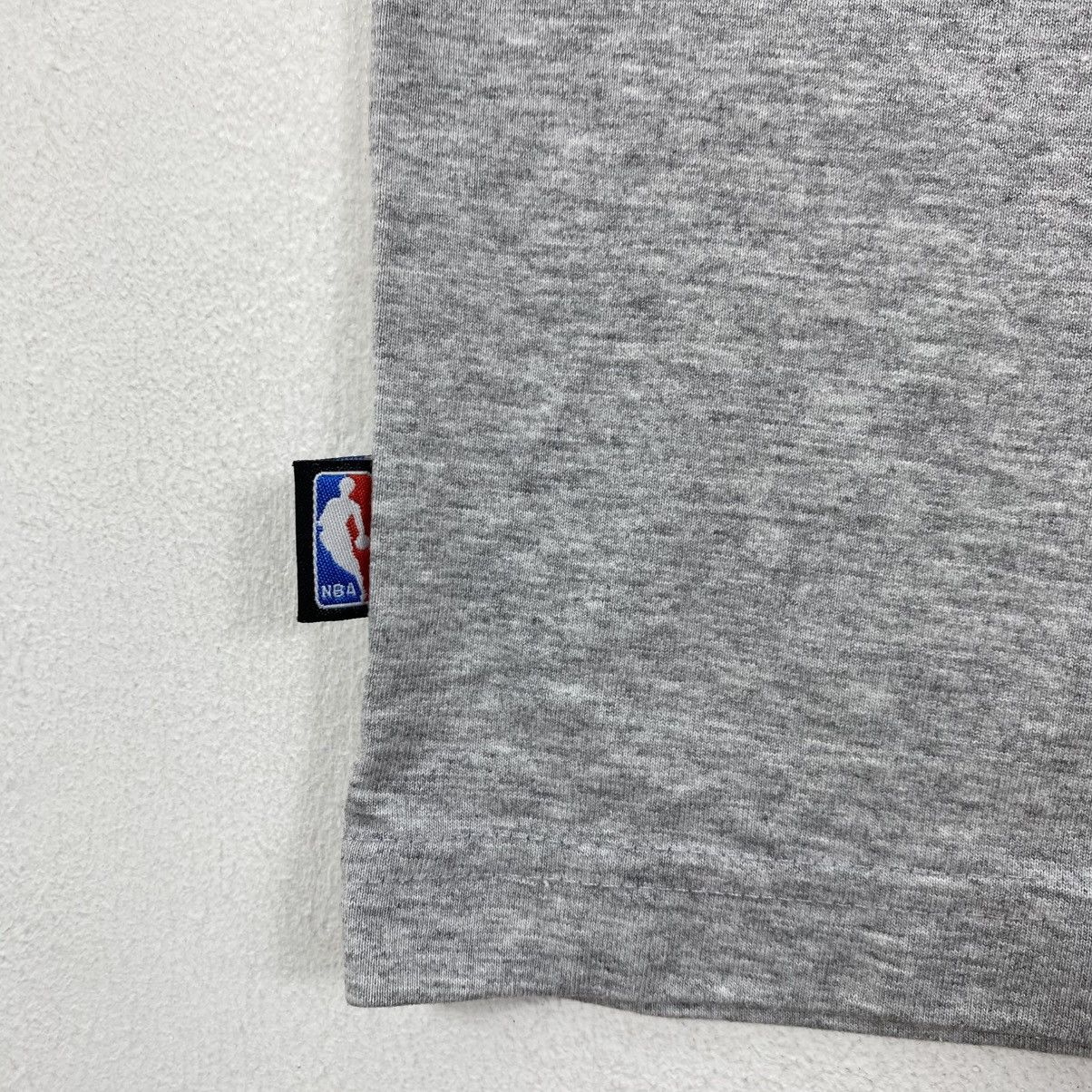 NBA Vintage 90s San Antonio Spurs Tim Duncan NBA T-Shirt Size M Size US M / EU 48-50 / 2 - 5 Thumbnail