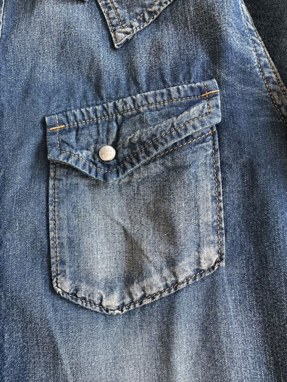 Hysteric Glamour 2000's Lounge Lizard stonewashed denim shirt Size US M / EU 48-50 / 2 - 19 Thumbnail