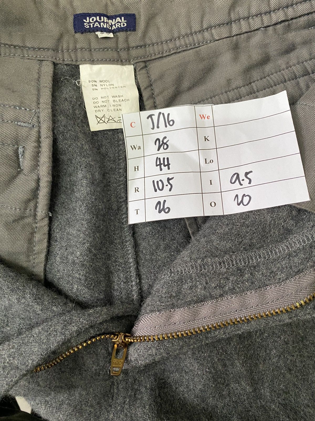 Journal Standard × Vintage Vintage Journal Standard Wool Cargo Baggy Shortpants Size 28" / US 6 / IT 42 - 8 Thumbnail