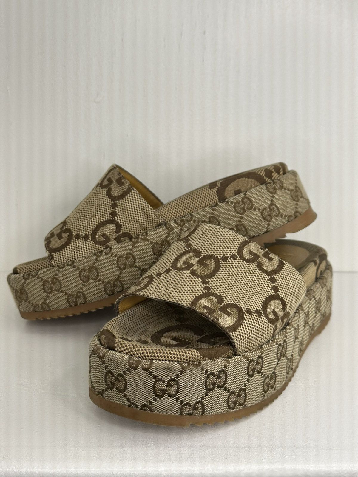 Gucci Gucci platform sandals Angelina Size US 7.5 / IT 37.5 - 2 Thumbnail