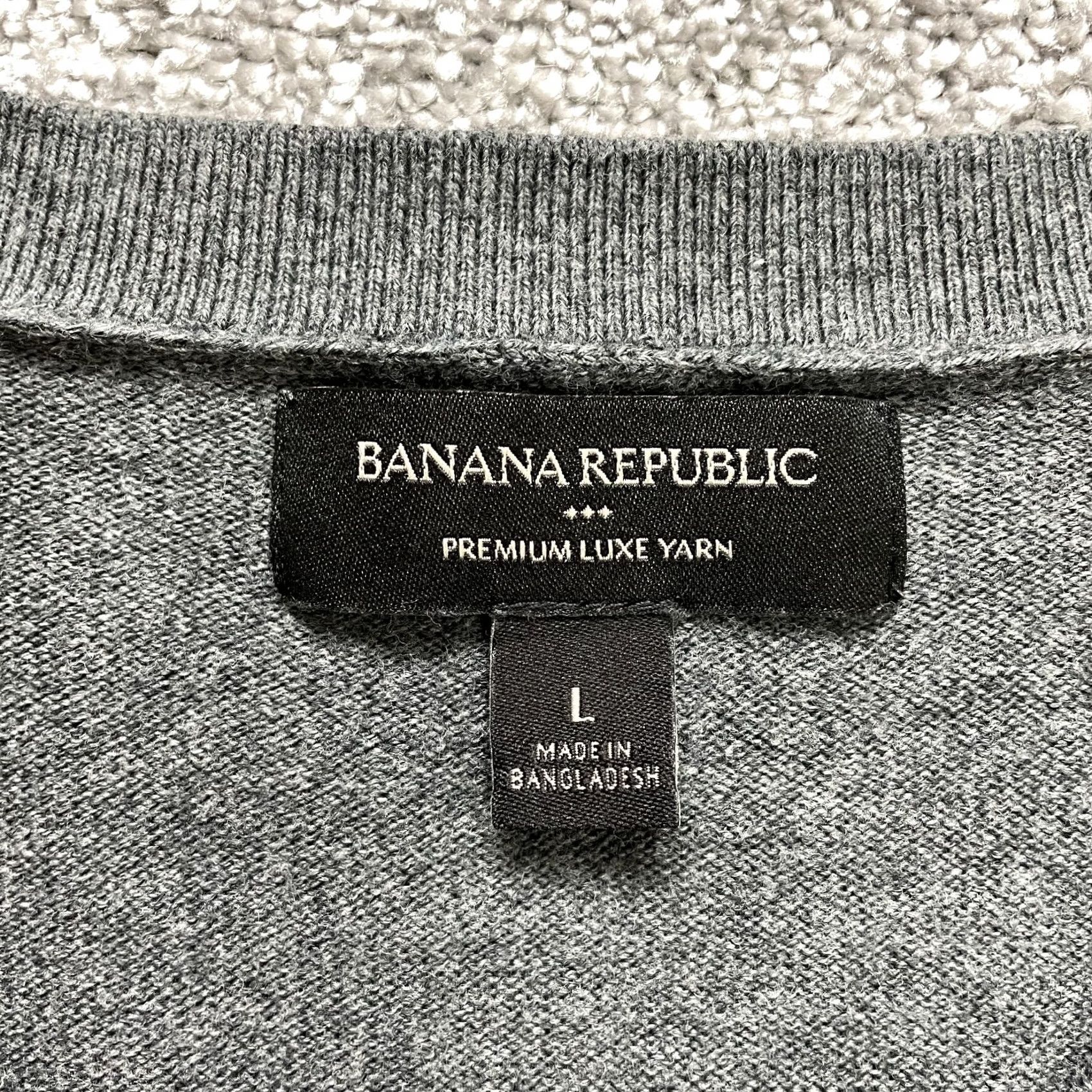 Banana Republic Banana Republic Sweater Mens Large Gray V Neck Premium Luxe Cashmere Silk Cotton Visco­se Knit Pullover Size US L / EU 52-54 / 3 - 3 Thumbnail