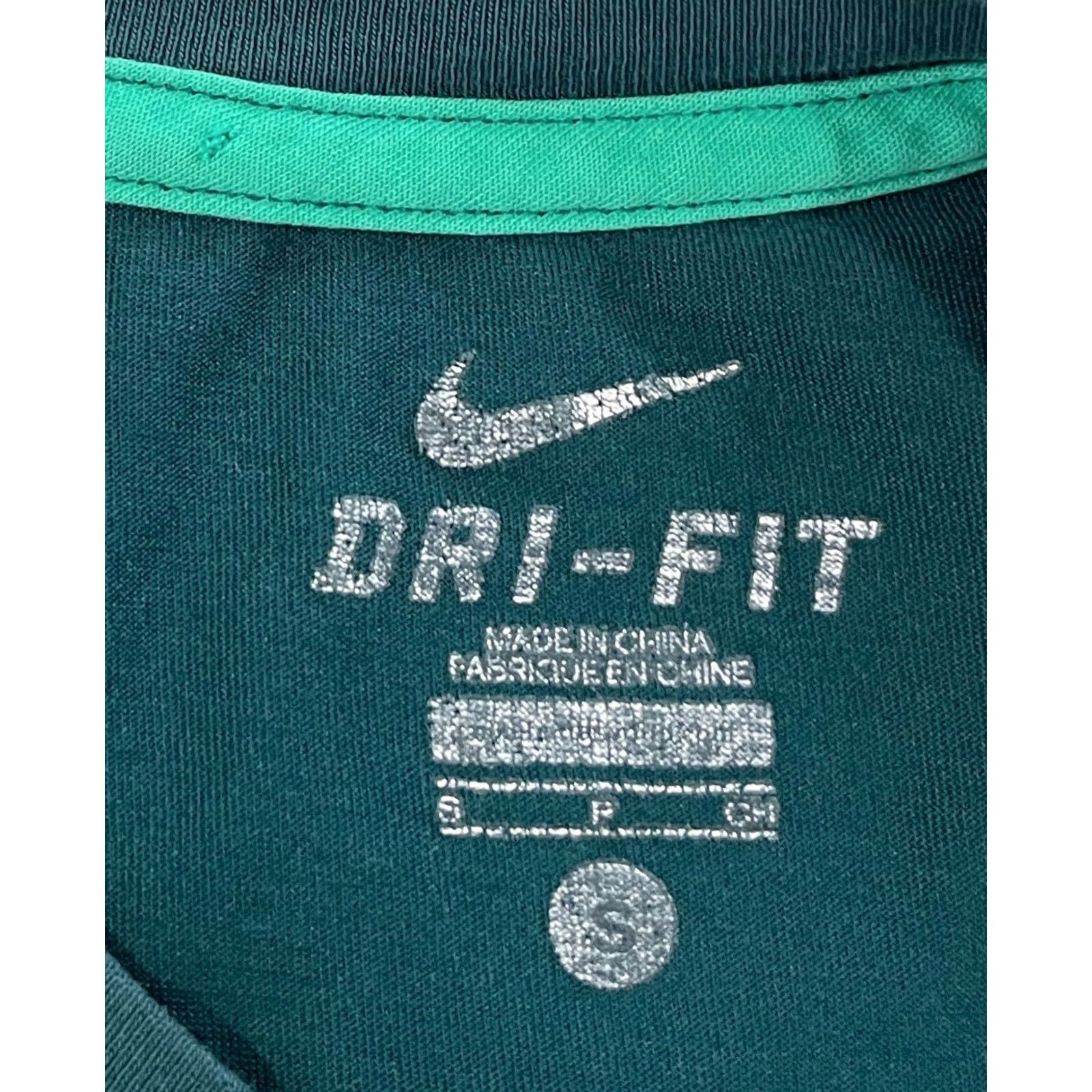 Nike VINTAGE Nike Kobe Bryant KB24 Special Issue T-Shirt Men's Size S Green Dri-Fit Graphic Print 522861-365 Sports Basketball Size US S / EU 44-46 / 1 - 6 Thumbnail