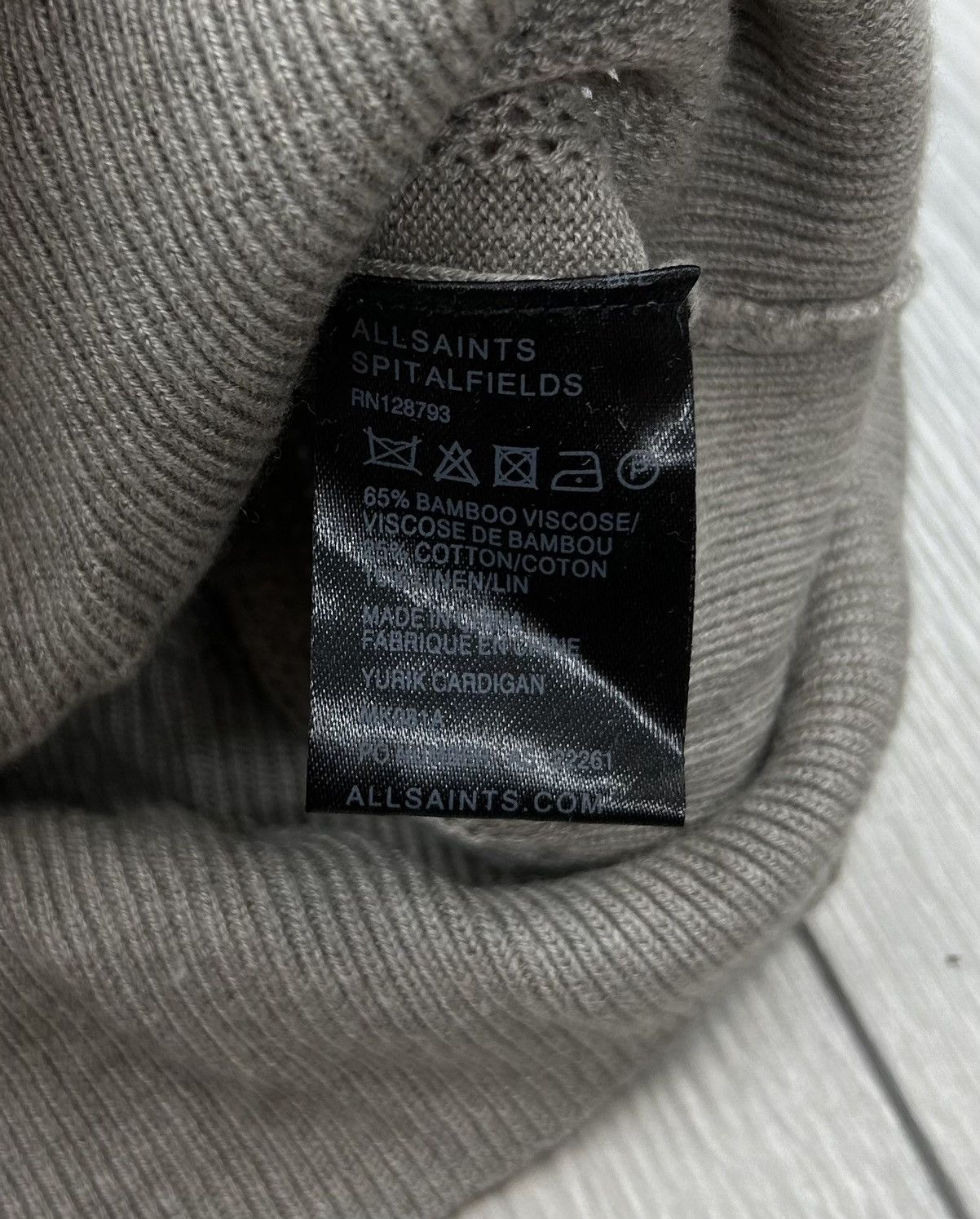 Allsaints AllSaints Knitted light Cardigan size M Size US M / EU 48-50 / 2 - 5 Thumbnail