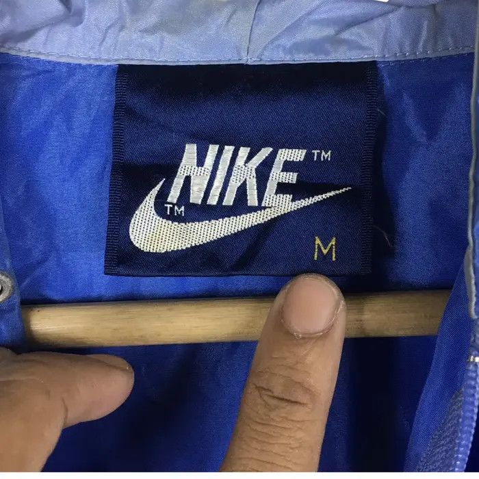 Nike Vtg 90' NIKE SWOOSH JAPAN Blue Windbreaker Hoodie Jacket Size US M / EU 48-50 / 2 - 4 Thumbnail