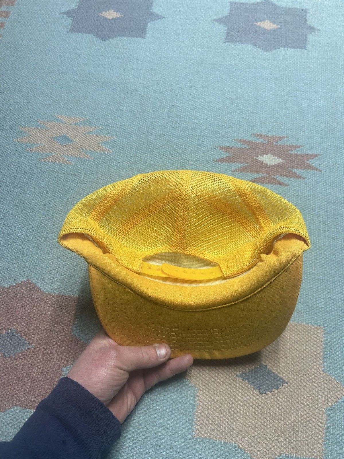 Vintage Vintage trucker hat Litchfield Hills fence co yellow white Size ONE SIZE - 4 Thumbnail