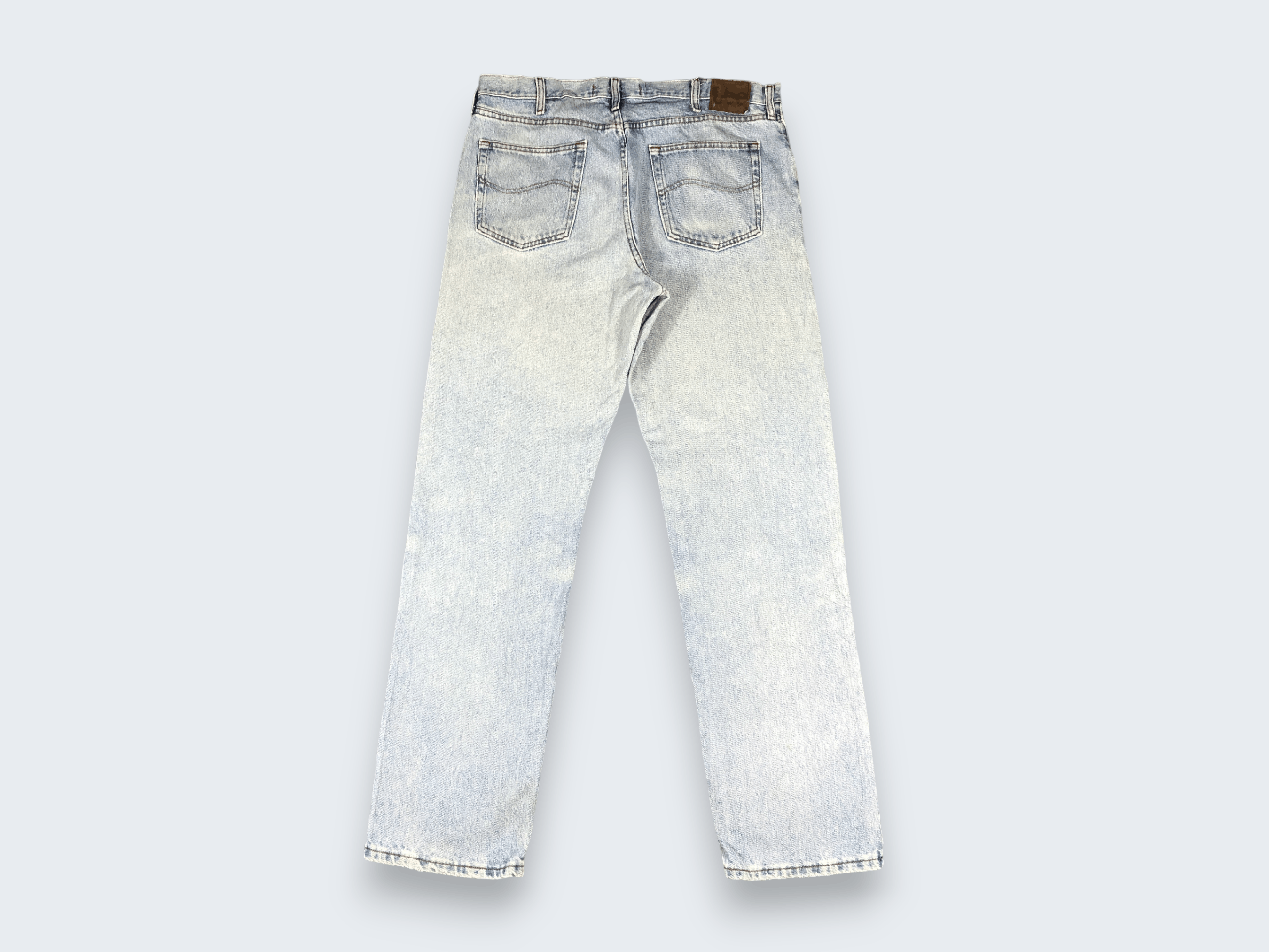 Lee × Vintage Vintage Lee Regular Fit Light Blue Wash Jeans L804 Size US 39 - 4 Thumbnail