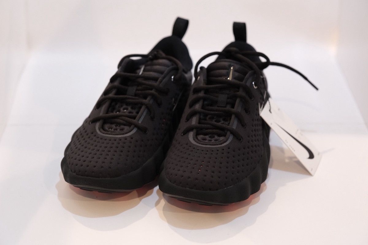 Nike Nike Mind 002 Black Hyper Crimson - HQ4308-001 Size 8.5 Size US 8.5 / EU 41-42 - 1 Thumbnail