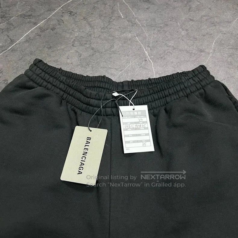Balenciaga Balenciaga Distressed Rhinestone Shorts. Size US 26 / EU 42 - 2 Thumbnail