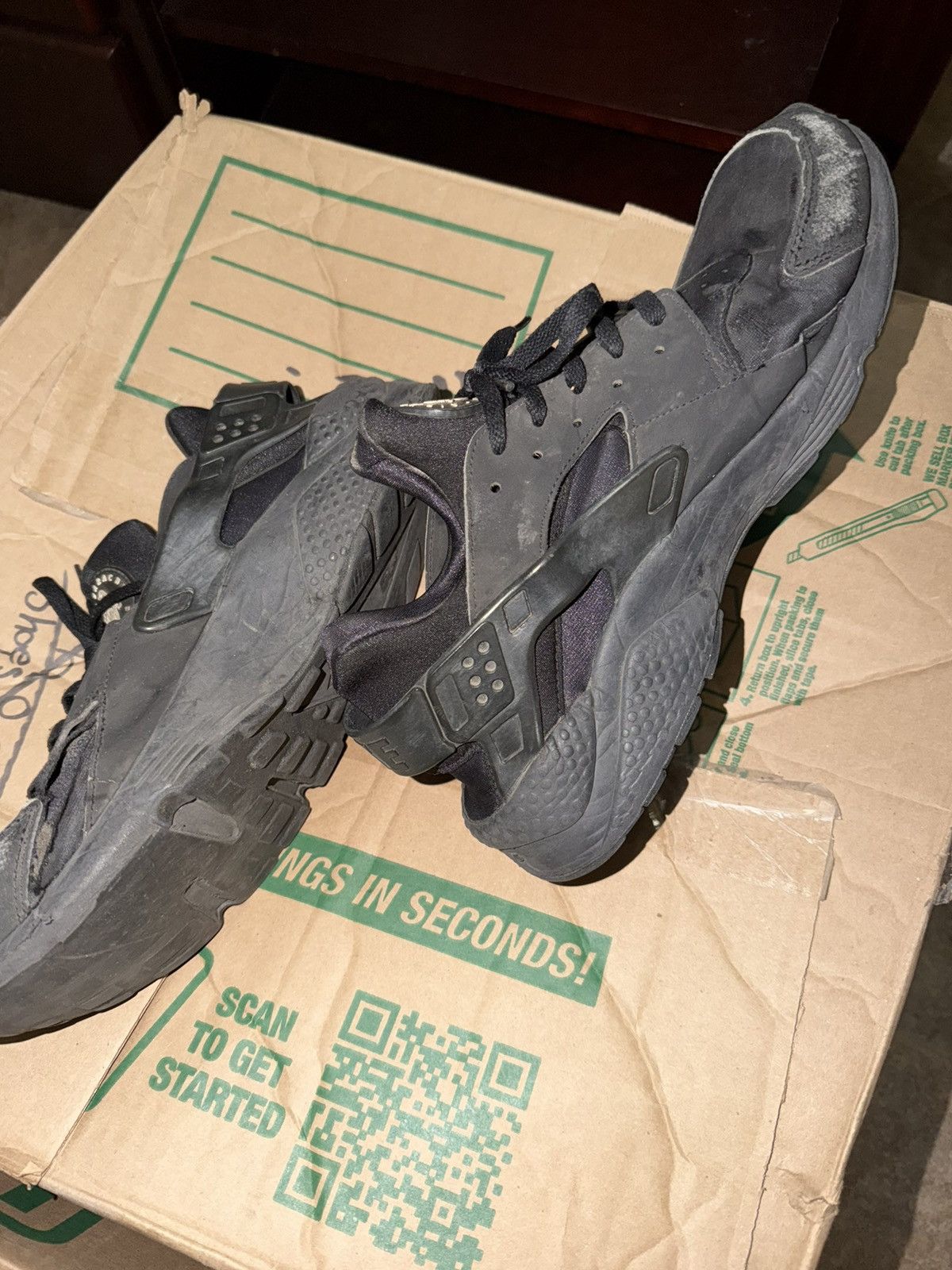 Nike Used Nike Hurraches Size 13 Size US 13 / EU 46 - 5 Thumbnail