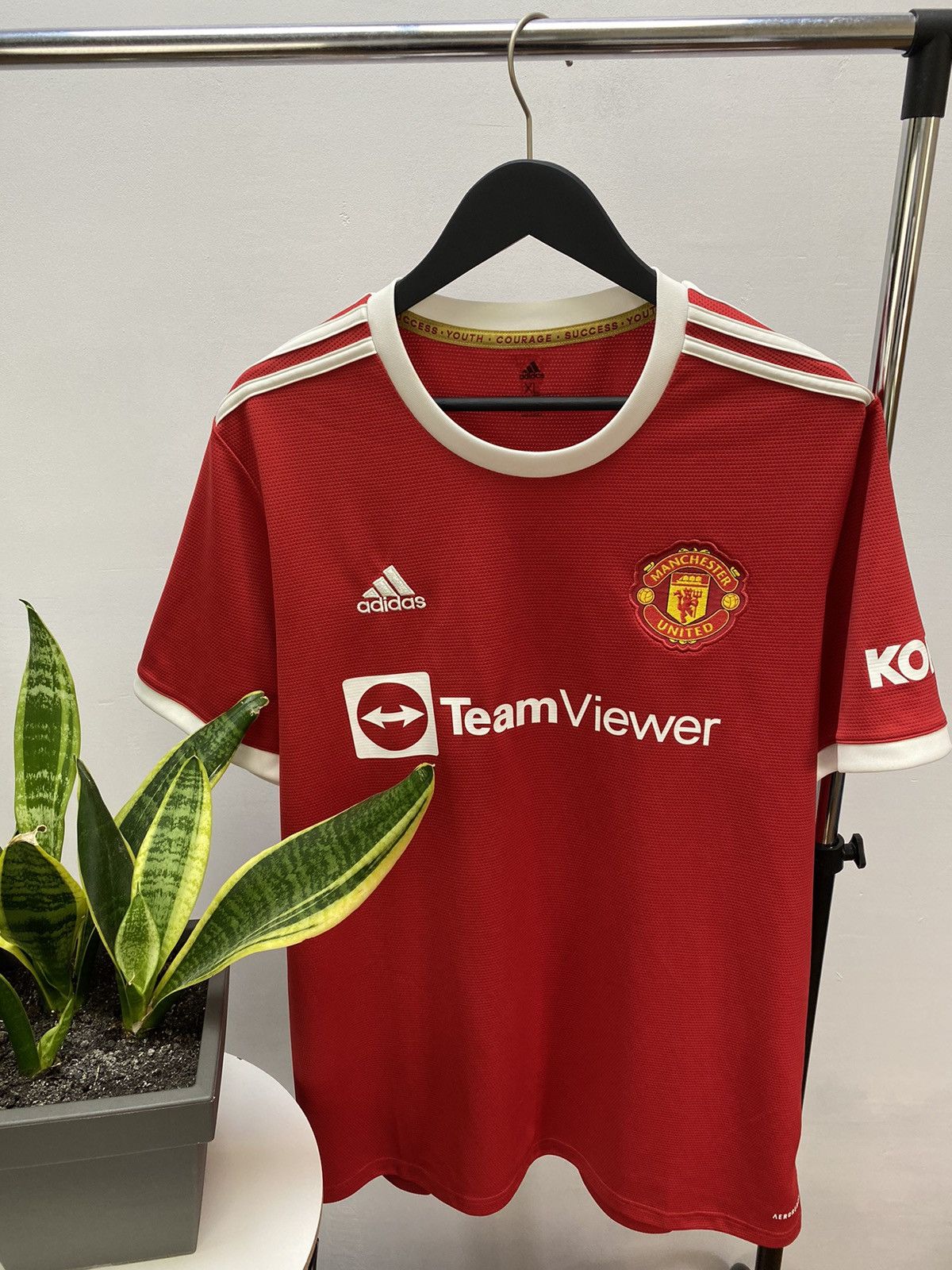 Adidas Manchester United 2021 2022 Soccer Jersey Football Shirt Size US XL / EU 56 / 4 - 4 Thumbnail