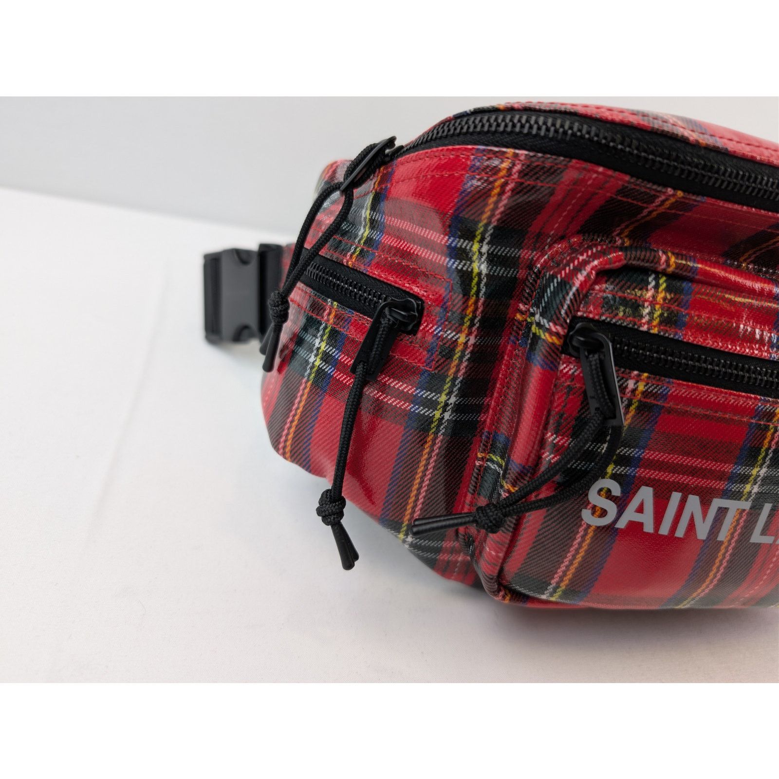 o1rshd1 Size: OS / Tartan Belt Bag in Multicolor