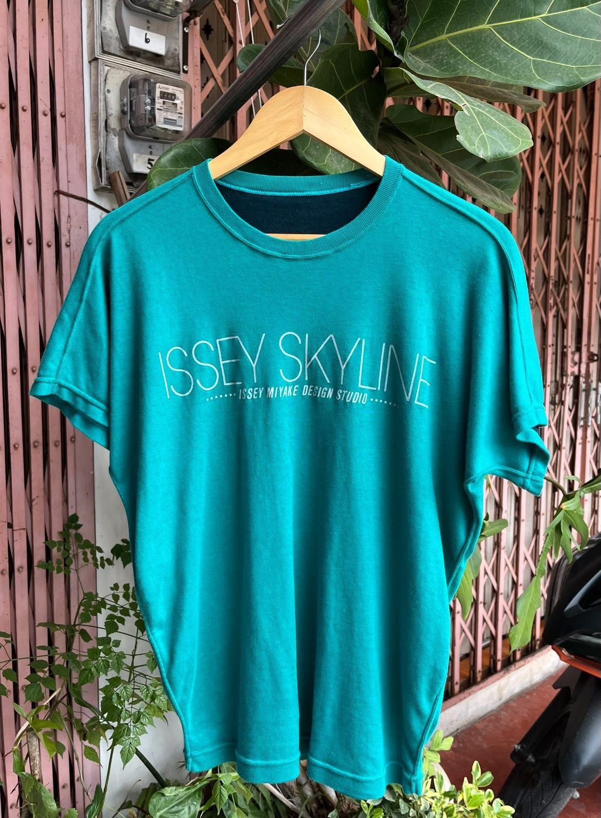Issey Miyake × Japanese Brand RARE Vintage ISSEY SKYLINE Big Logo Reversible T-Shirt Size US L / EU 52-54 / 3 - 3 Thumbnail