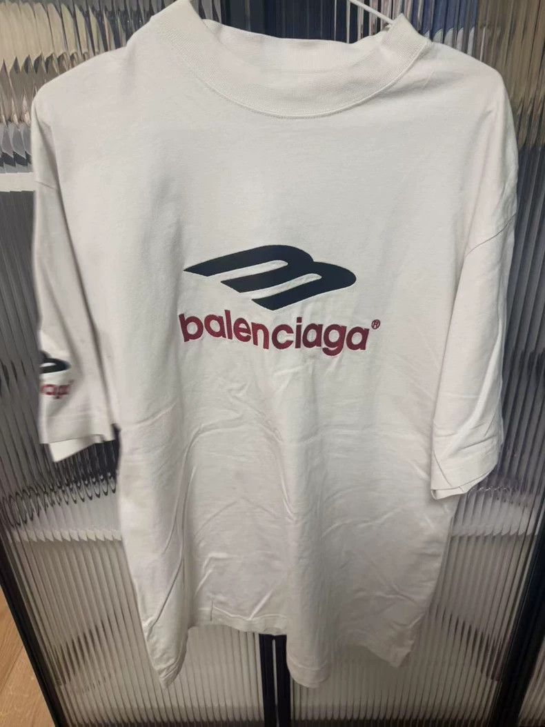 Balenciaga Balenciaga 3 B Embroidered Short Sleeve T-Shirt Size US XS / EU 42 / 0 - 1 Thumbnail