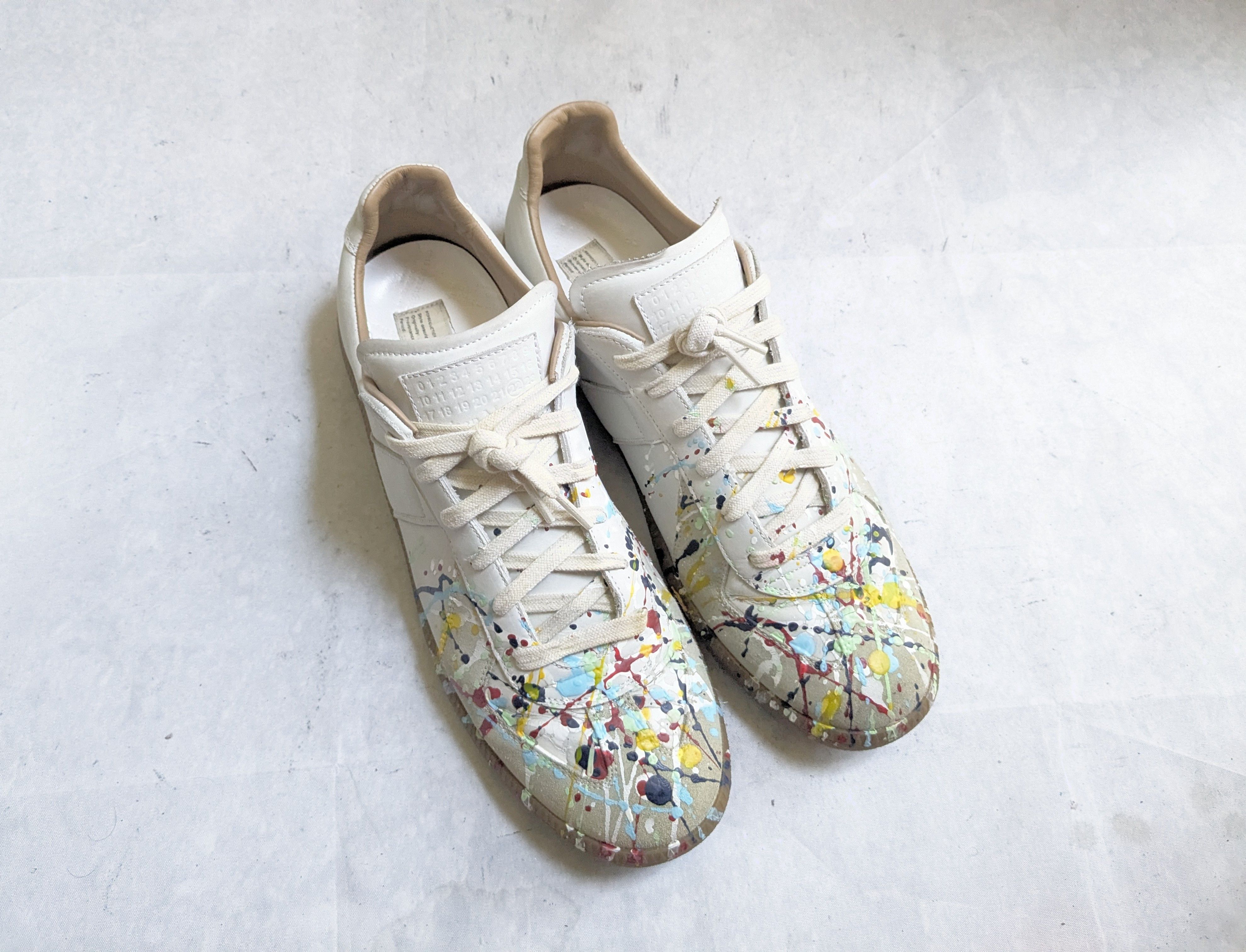 Maison Margiela Maison Margiela Replica GAT Paint Splatter 12 45 Low Top Gum Size US 12 / EU 45 - 4 Thumbnail