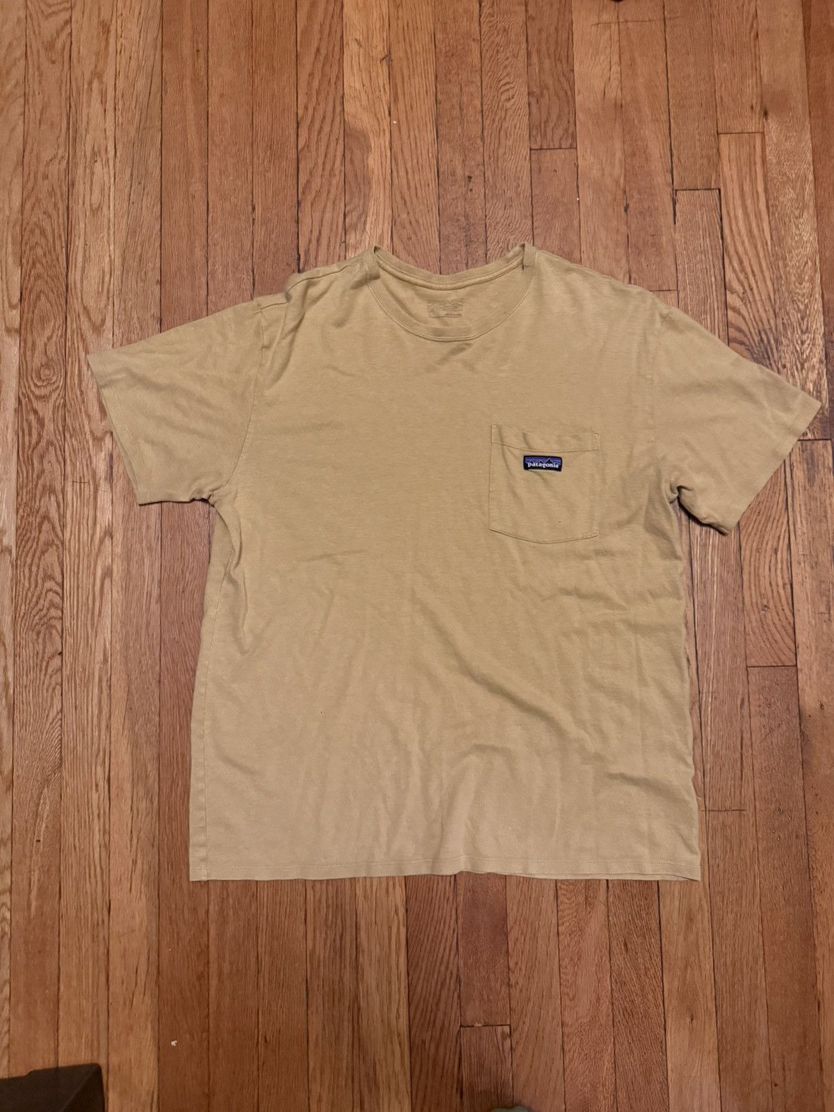 Patagonia Yellow Patagonia Hemp Tee Size US L / EU 52-54 / 3 - 1 Thumbnail