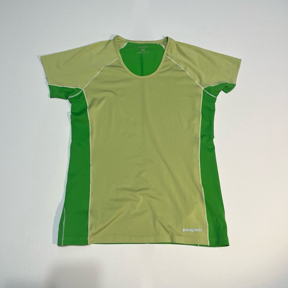 Patagonia Vibrant Y2K Paneled Sports Top Size M / US 6-8 / IT 42-44 - 1 Thumbnail