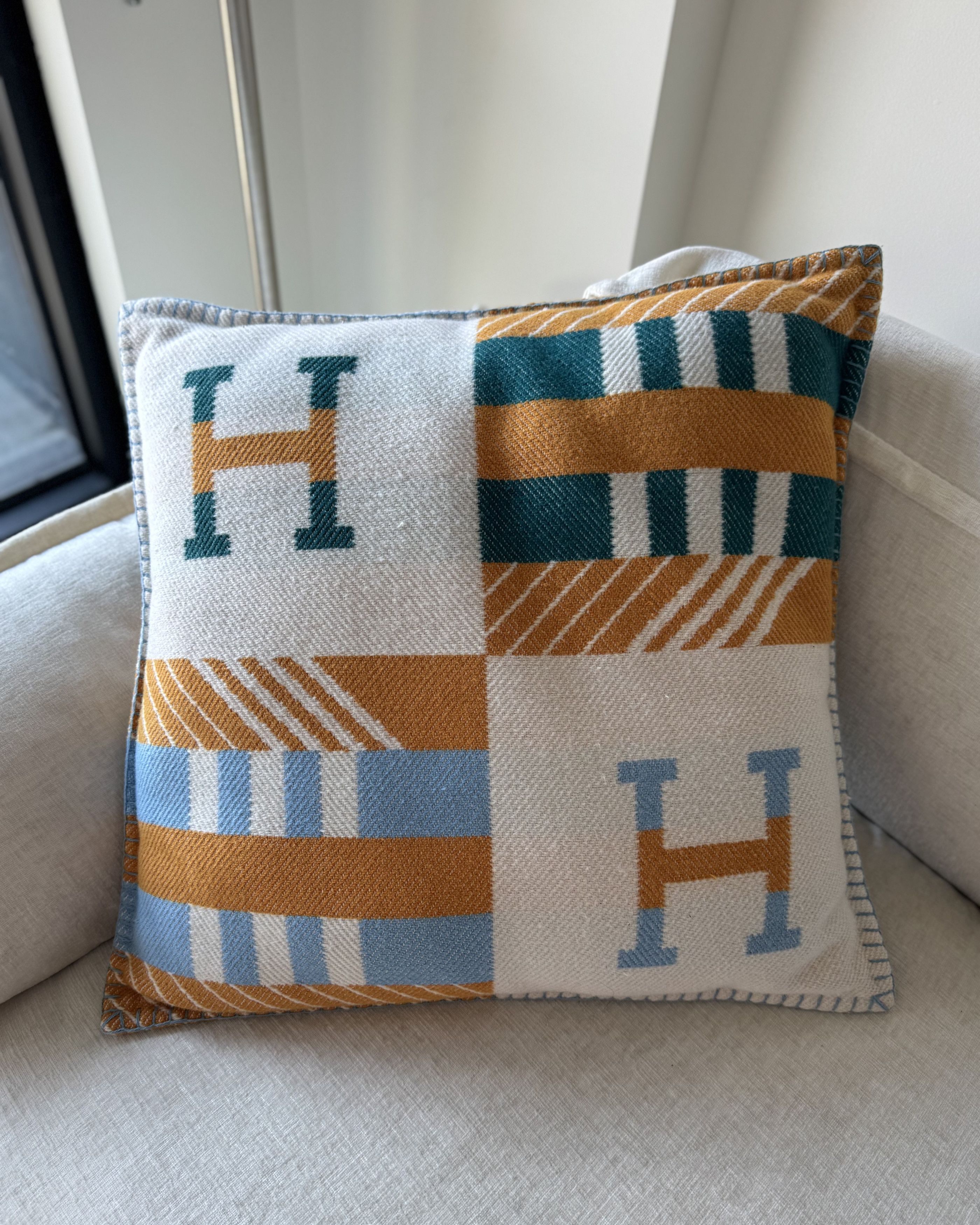 Hermes Ambre Avalon Pillow Cushion Size ONE SIZE - 1 Thumbnail