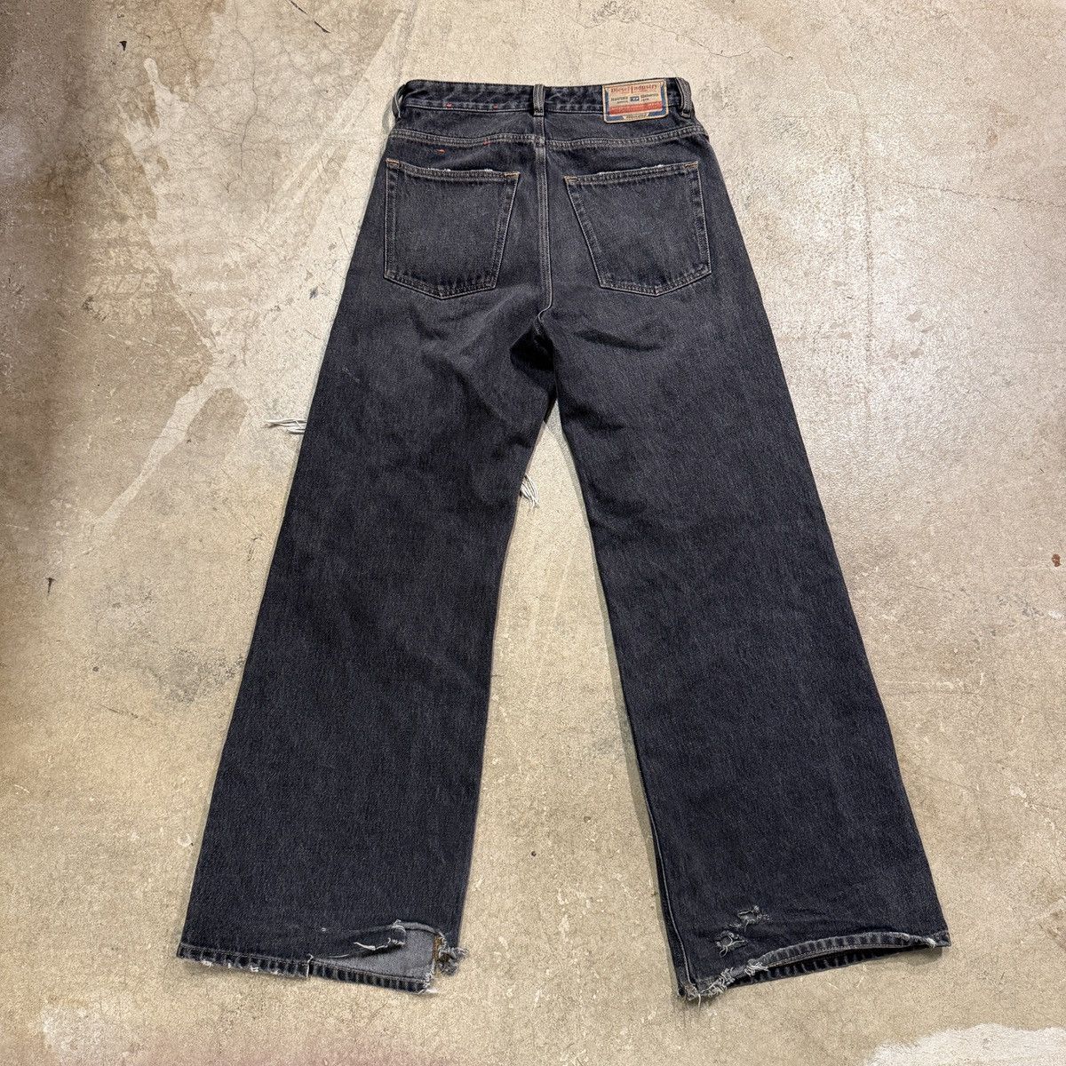 Diesel Diesel D Rise Relaxed Jeans Size US 30 / EU 46 - 2 Thumbnail