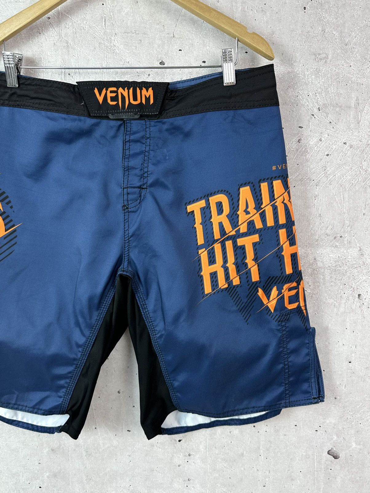 Other Venum Train Hard Hit Heavy Blue Printed Shorts Size US 34 / EU 50 - 2 Thumbnail
