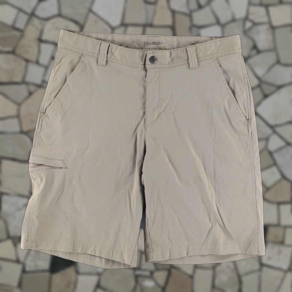 Vintage Columbia Stretch Omni-Shield Nylon Shell Shorts Sand Men's 34 Short Chino Regular Sand Colu mbia Stretch Omni-Shield Nylon Shell Shorts 34 Mens Size US 34 / EU 50 - 1 Thumbnail