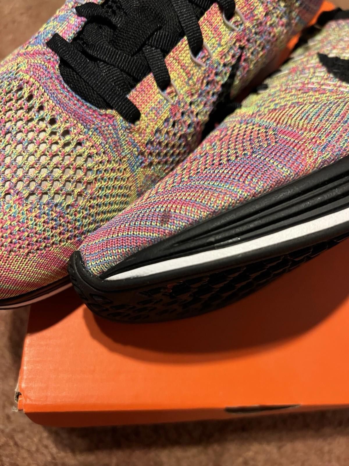 Nike 2013 Nike Flyknit Racer 526628 004 US11 Size US 11 / EU 44 - 7 Thumbnail