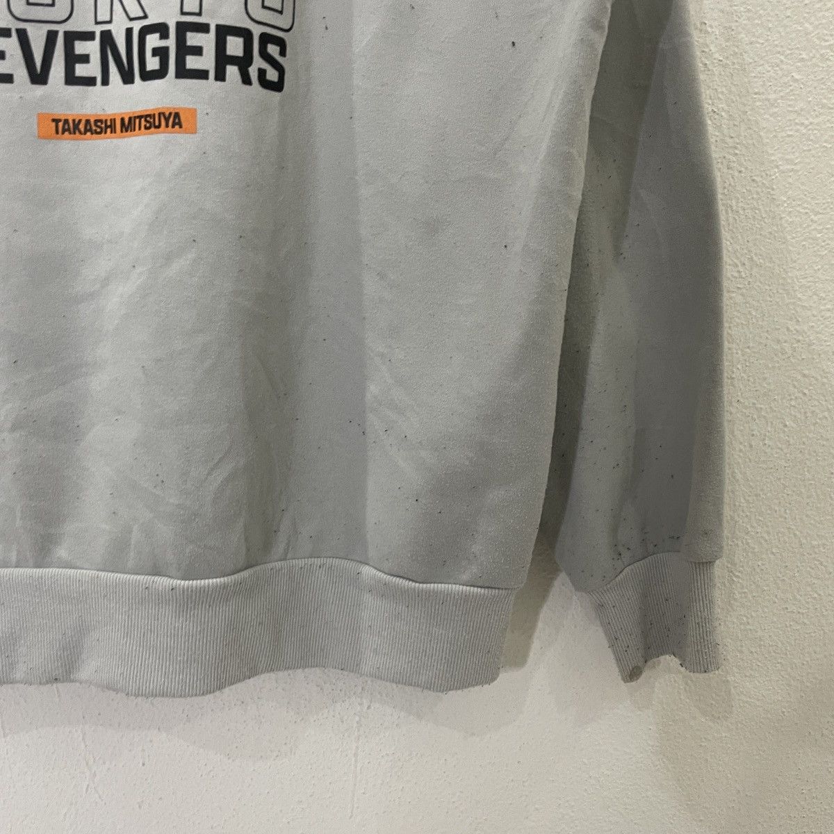 Anime Vintage Tokyo Revengers Anime Big Logo Sweatshirt Size US L / EU 52-54 / 3 - 2 Thumbnail
