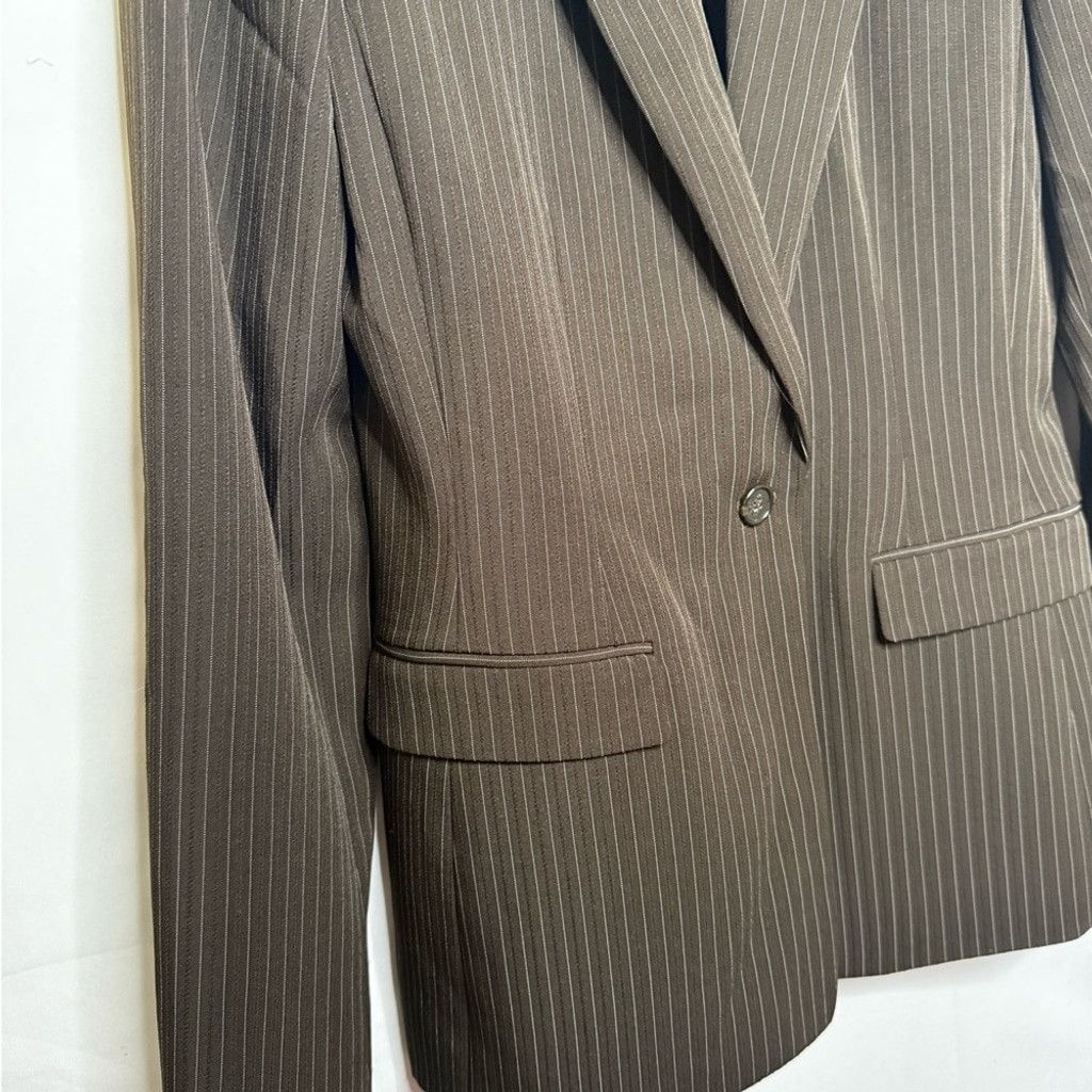 Elie Tahari NWOT Tahari brown pinstripe pants blazer wide leg suit set 4 Size 27" / US 4 / IT 40 - 4 Thumbnail