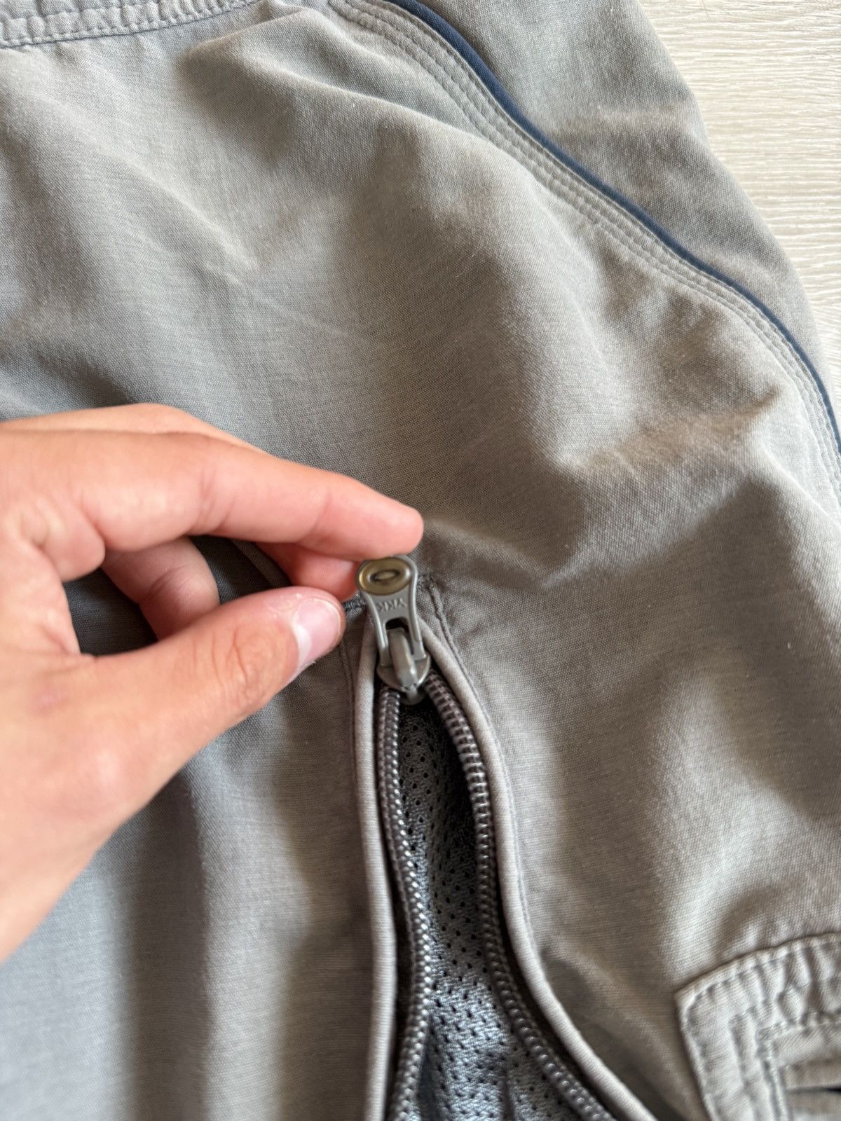 Designer × Vintage Vintage Oakley Shorts Mens Sky Blue/Gray Software Cargo Size US 32 / EU 48 - 8 Thumbnail