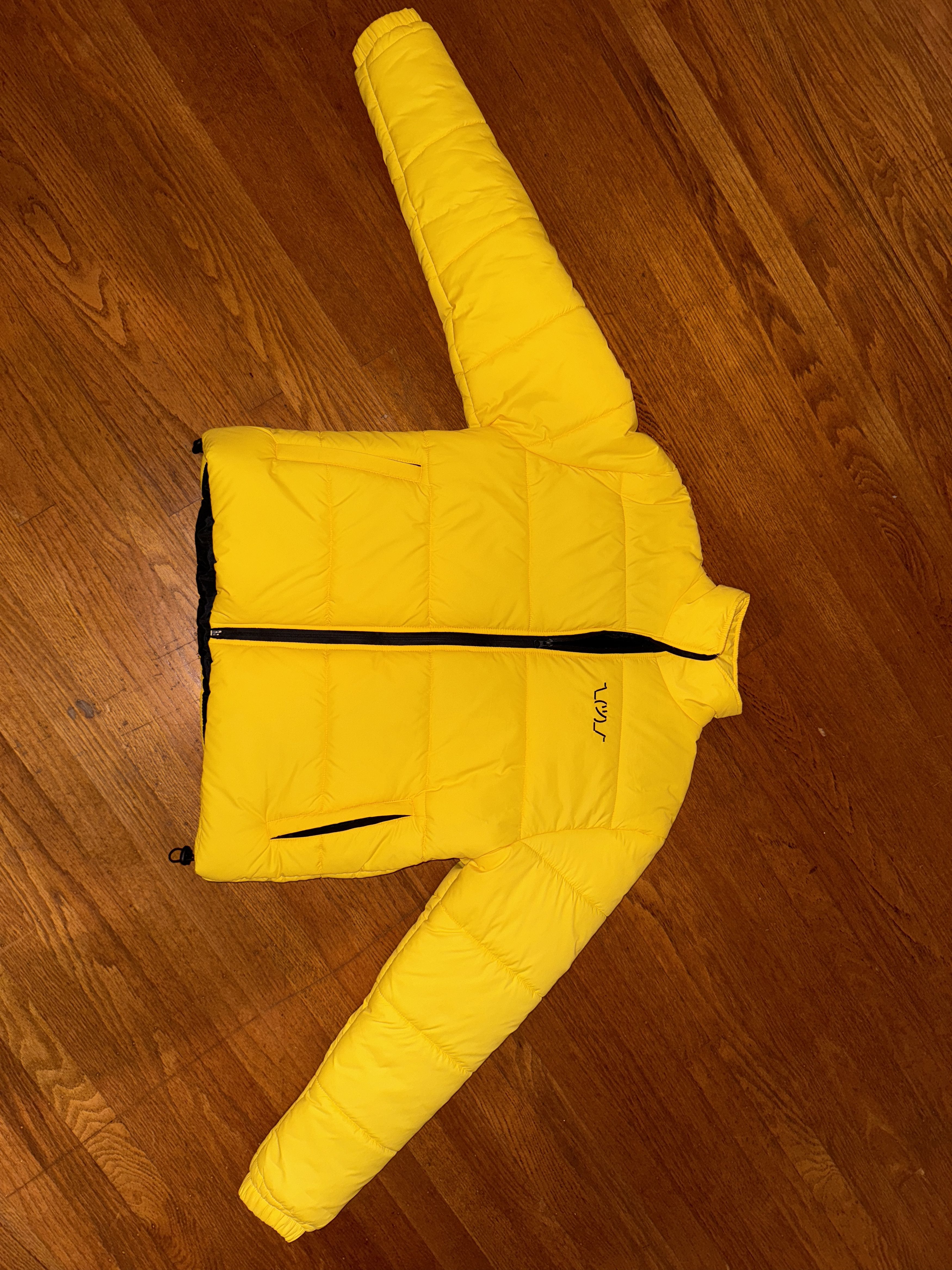 Other Who Cares Puffer Size US M / EU 48-50 / 2 - 1 Thumbnail