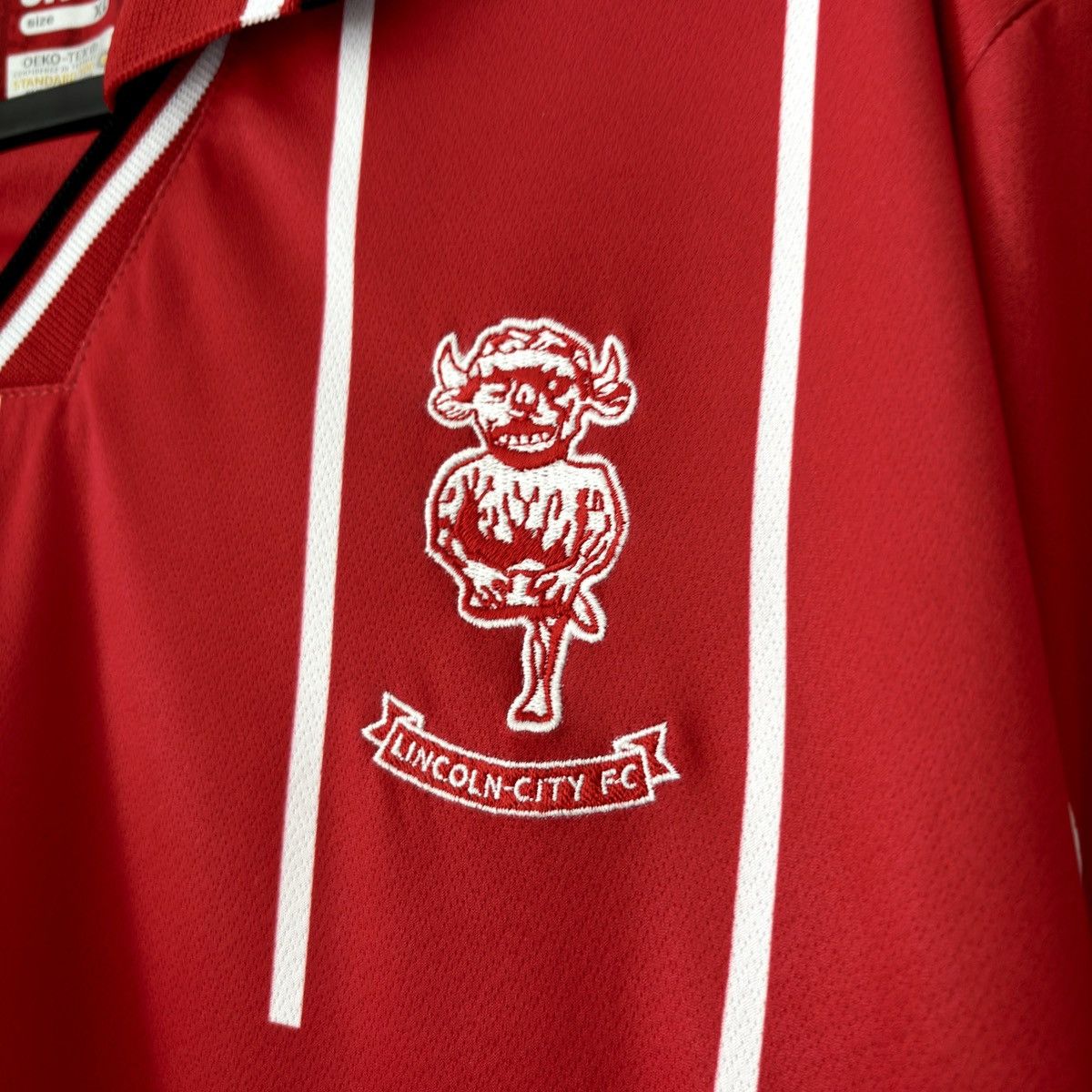 Errea 2020 2021 Lincoln City England Errea Home Soccer Jersey Kit Size US XL / EU 56 / 4 - 3 Thumbnail