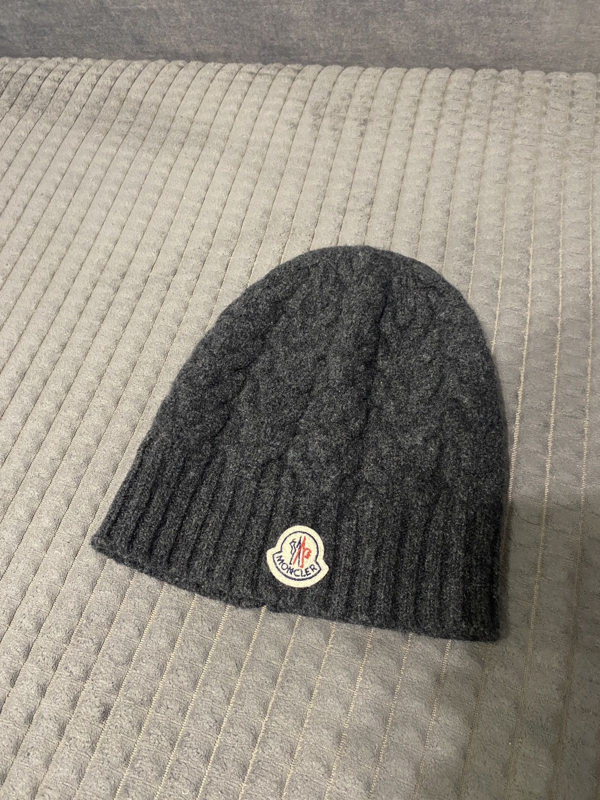 Moncler Moncler Berretto Logo Grey Wool Knitted Hat woman Size ONE SIZE - 1 Thumbnail