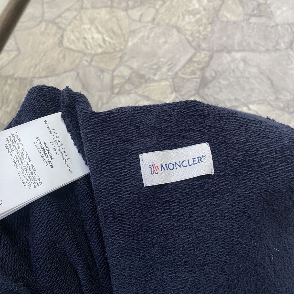 Moncler Moncler Sweatpants Big Logo Joggers Size US 36 / EU 52 - 10 Thumbnail