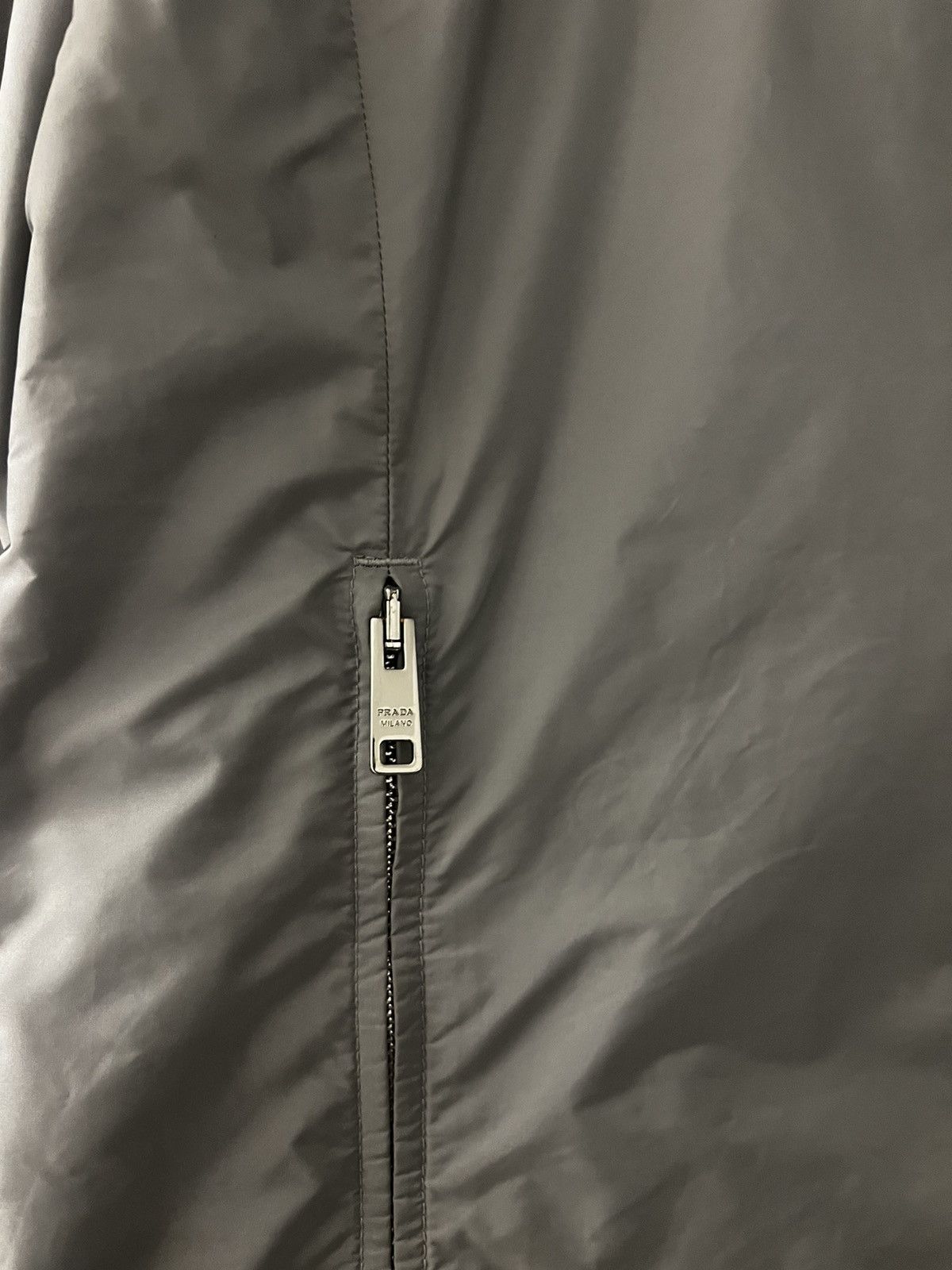 Prada Vest prada nylon reversible Size US M / EU 48-50 / 2 - 15 Thumbnail