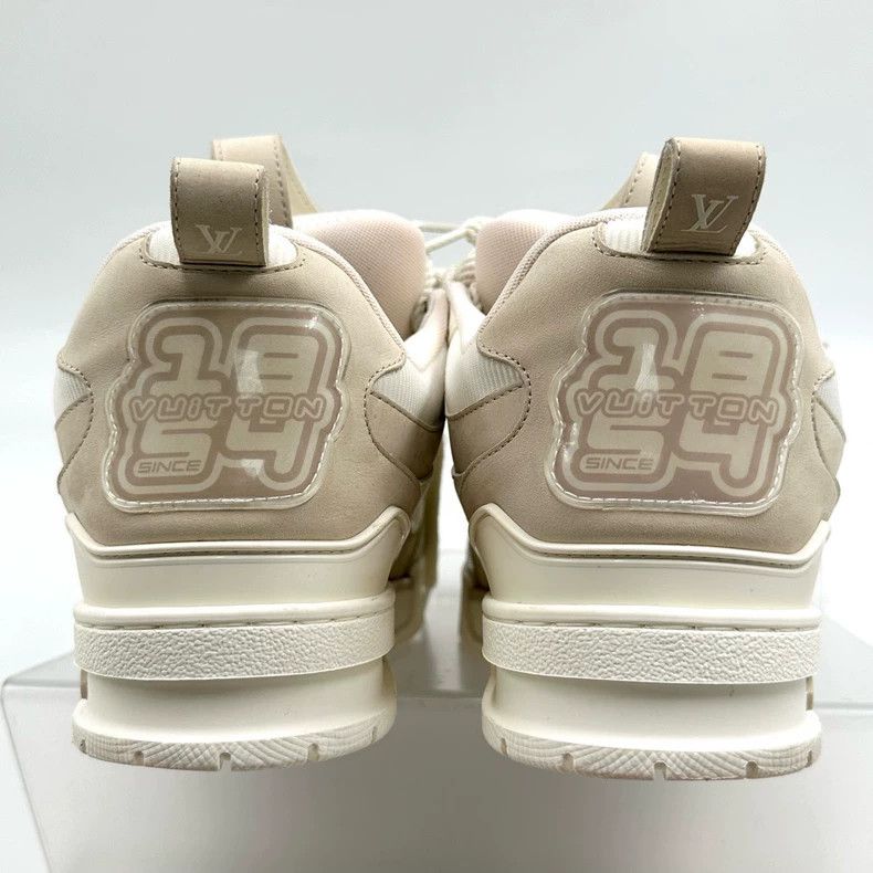 Louis Vuitton Louis Vuitton Black, white and brown bread board shoes Size US 9.5 / EU 42-43 - 4 Thumbnail