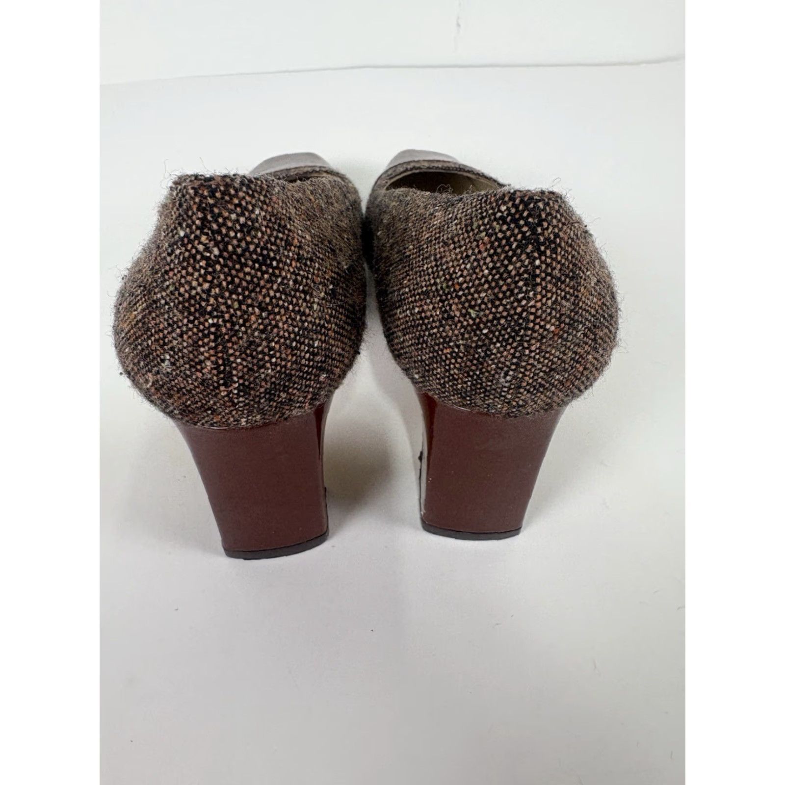 Etienne Aigner Etienne Aigner Strada Fabric Upper 2.5in Square Toe Heels Womens Size 6M Spain Size US 6 / IT 36 - 4 Thumbnail